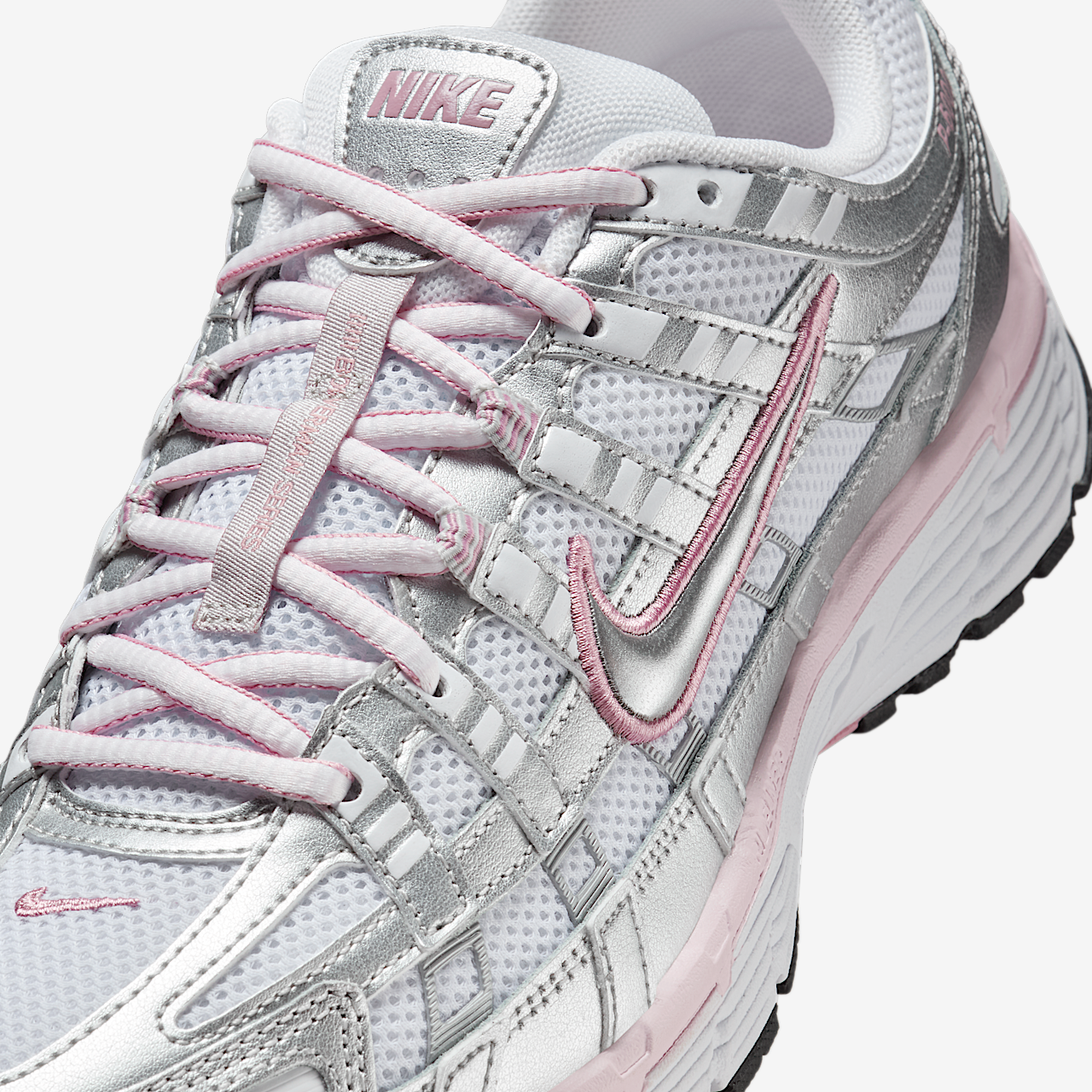 Nike P-6000 sneaker Wit/Elemental Pink/Zwart/Metallic Silver