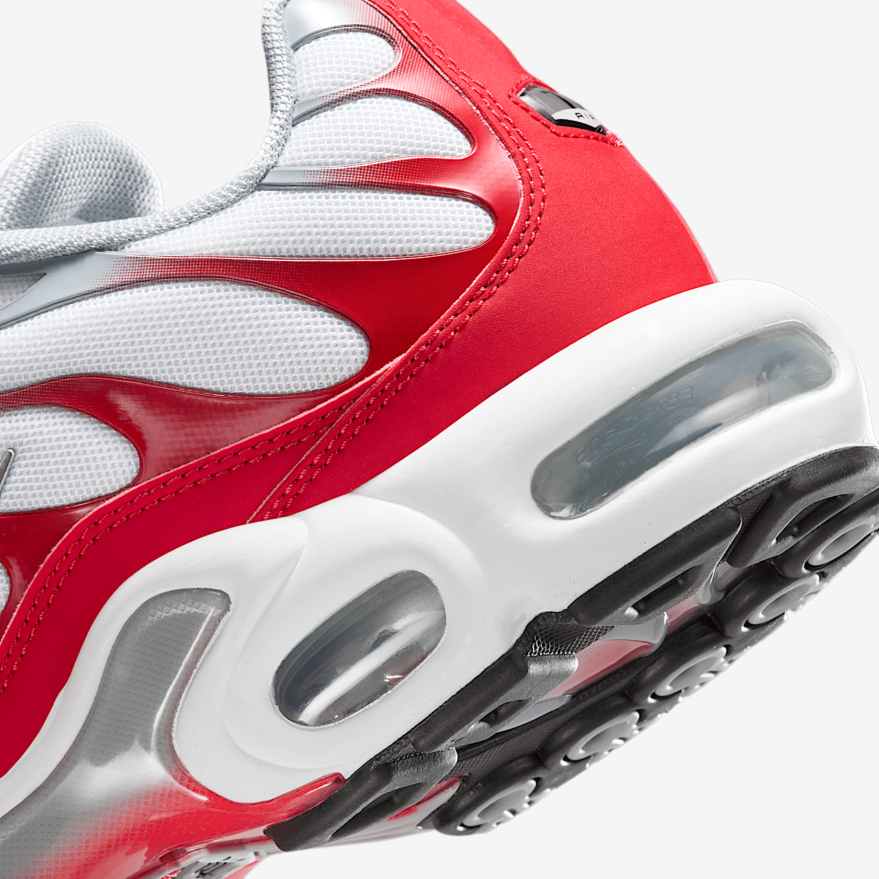 Nike Air Max Plus sneaker Wit/Wolf Grey/Zwart/University Red