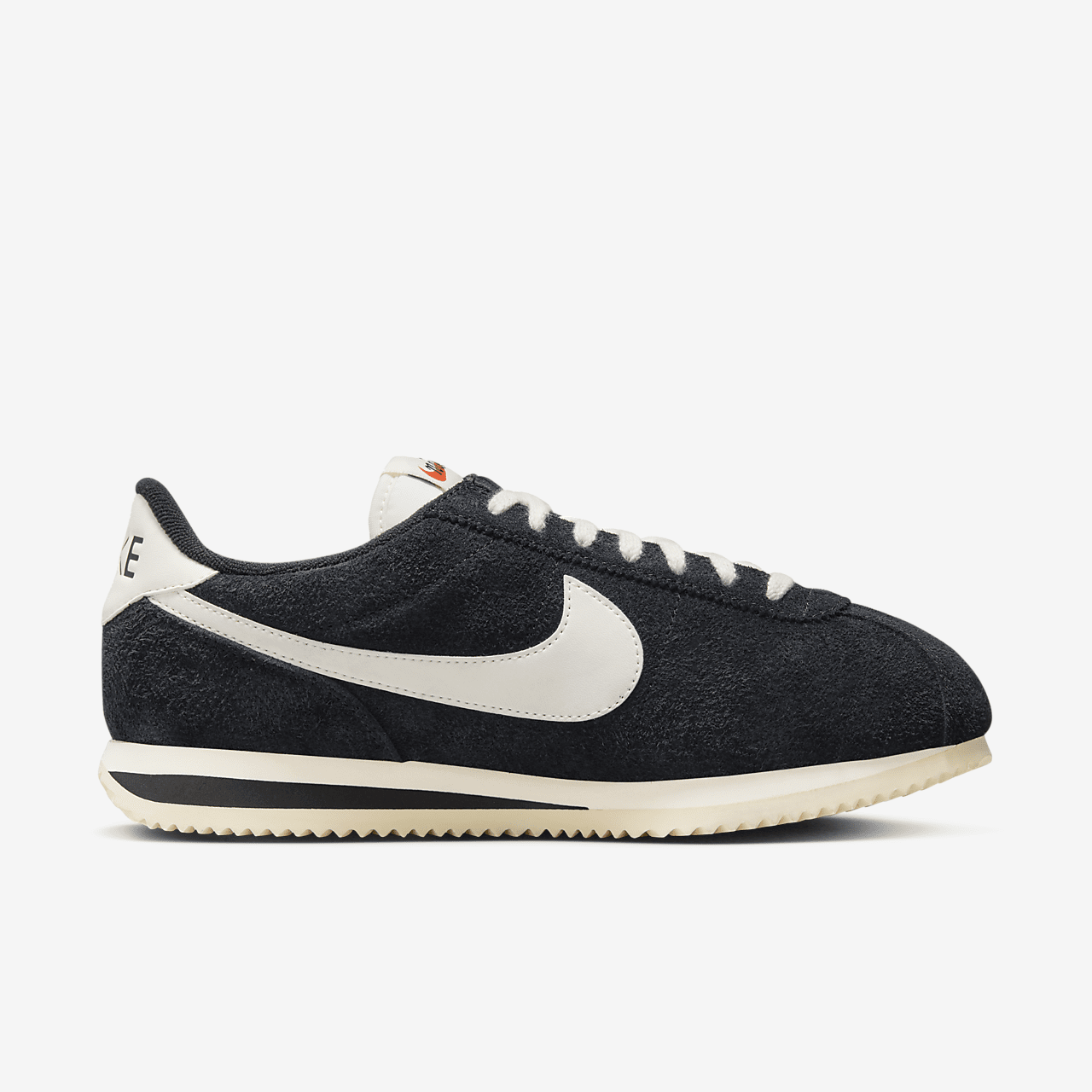 Nike 530 sneaker Zwart/Coconut Milk/Team Orange/Sail