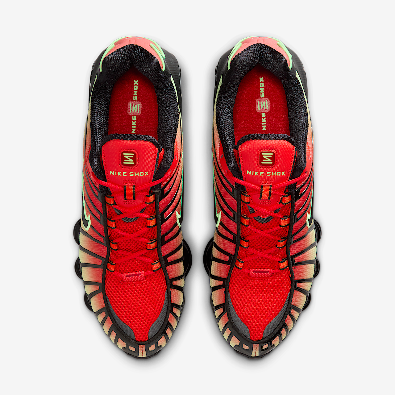 Nike Nike Shox sneaker Light Crimson/Green Strike/Zwart/Zwart