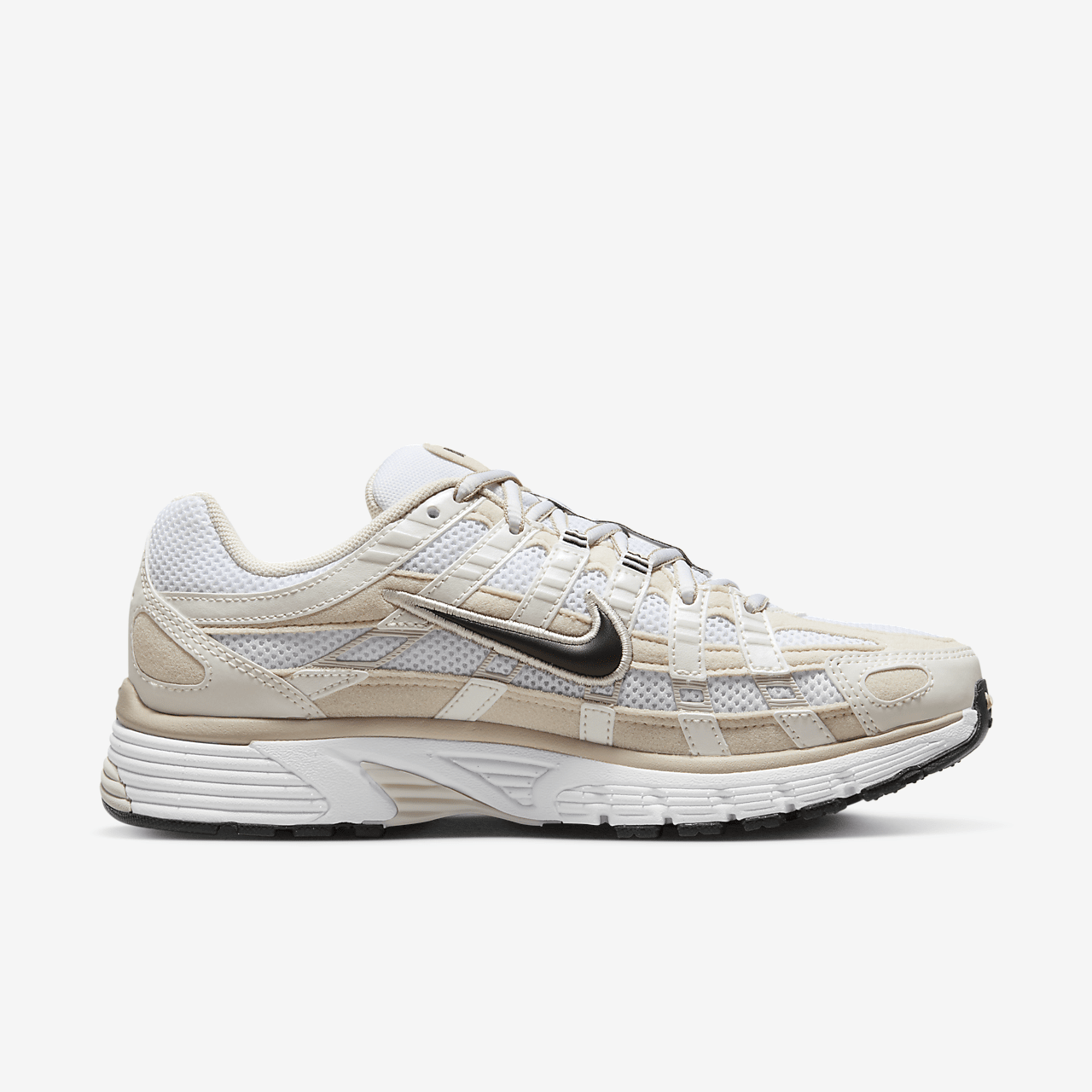 Nike P-6000 sneaker Light Orewood Brown/Wit/Metallic Summit White/Zwart