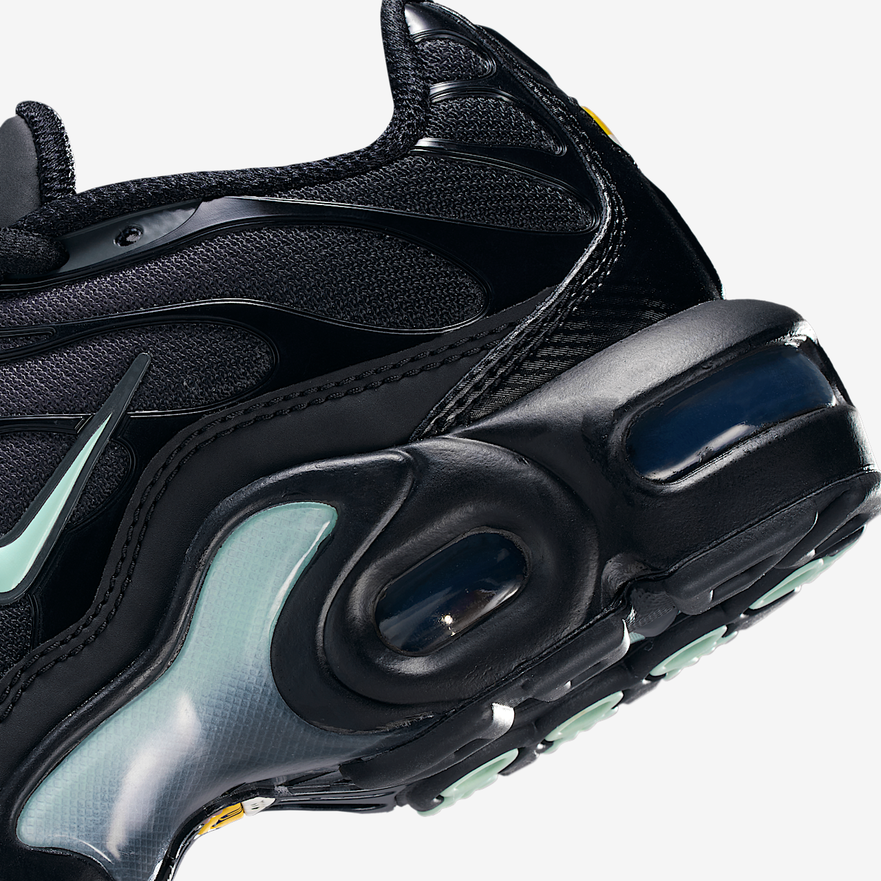 Nike Air Max Plus sneaker Zwart/Dark Smoke Grey/Mint Foam