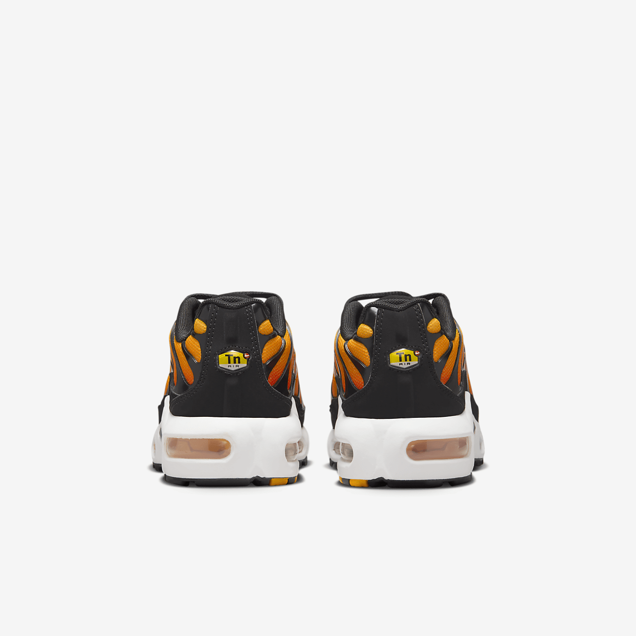 Nike Air Max Plus sneaker Zwart/Bright Ceramic/Resin/Pimento