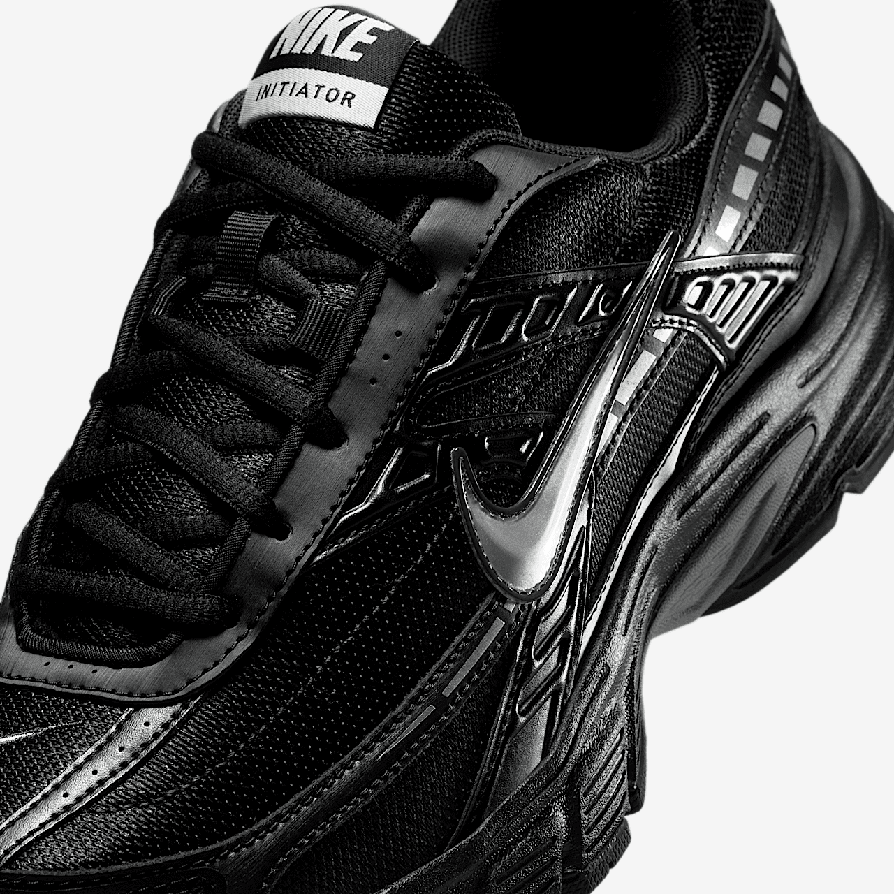 Nike Nike Initiator sneaker Zwart/Zwart/Dark Smoke Grey/Metallic Silver