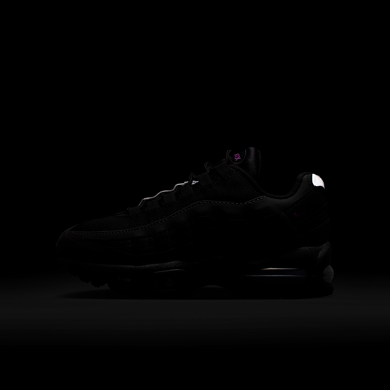 Nike Air Max 95 sneaker Zwart/Off Noir/Smoke Grey/Vivid Purple
