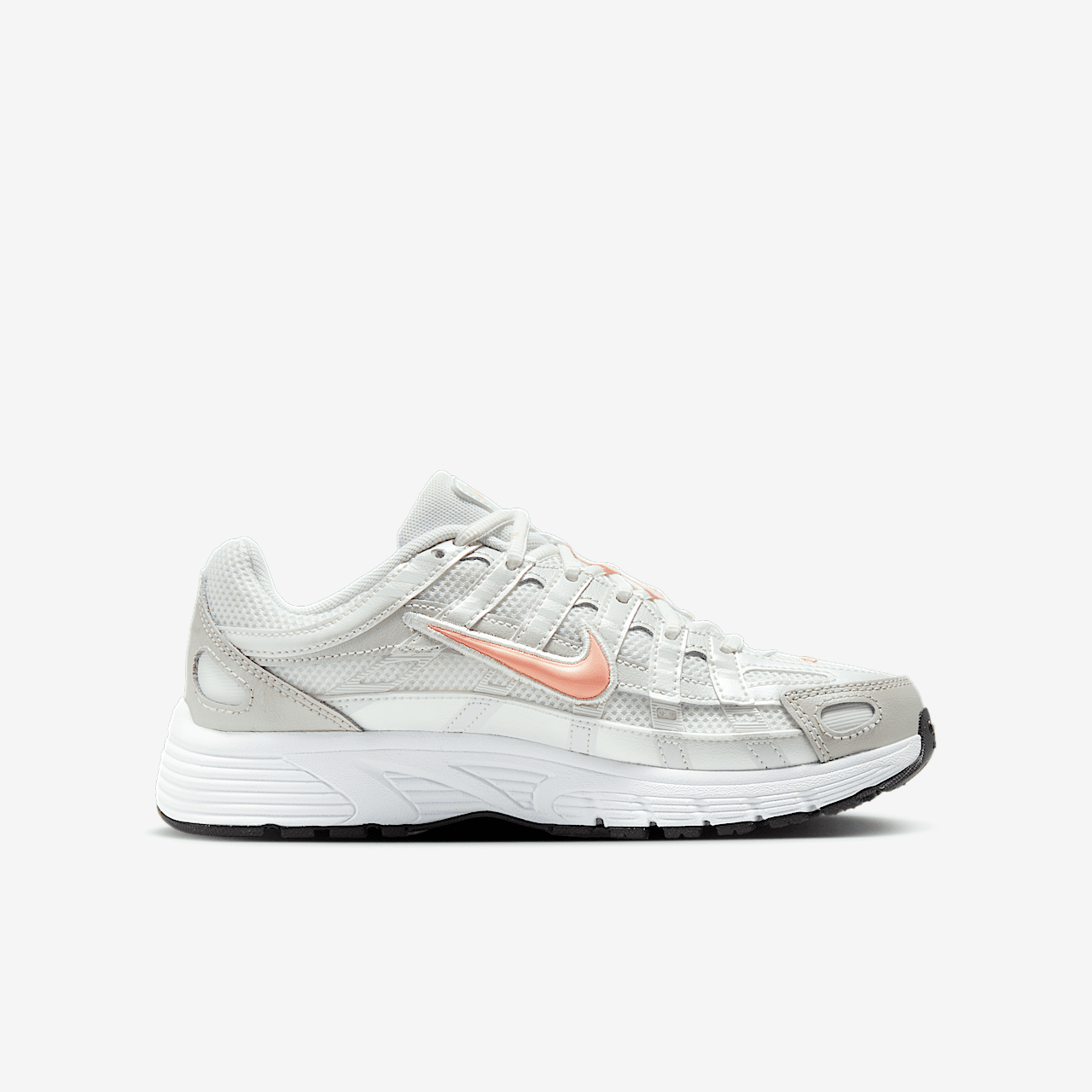 Nike P-6000 sneaker Summit White/Metallic Summit White/Zwart/Apricot Agate