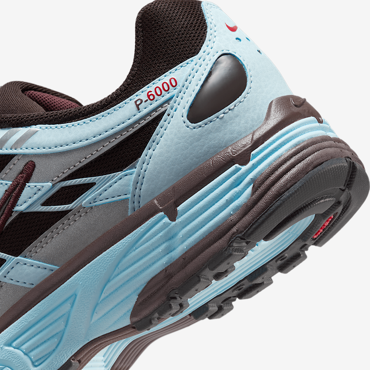 Nike P-6000 sneaker Glacier Blue/Velvet Brown/Metallic Silver/Burgundy Crush