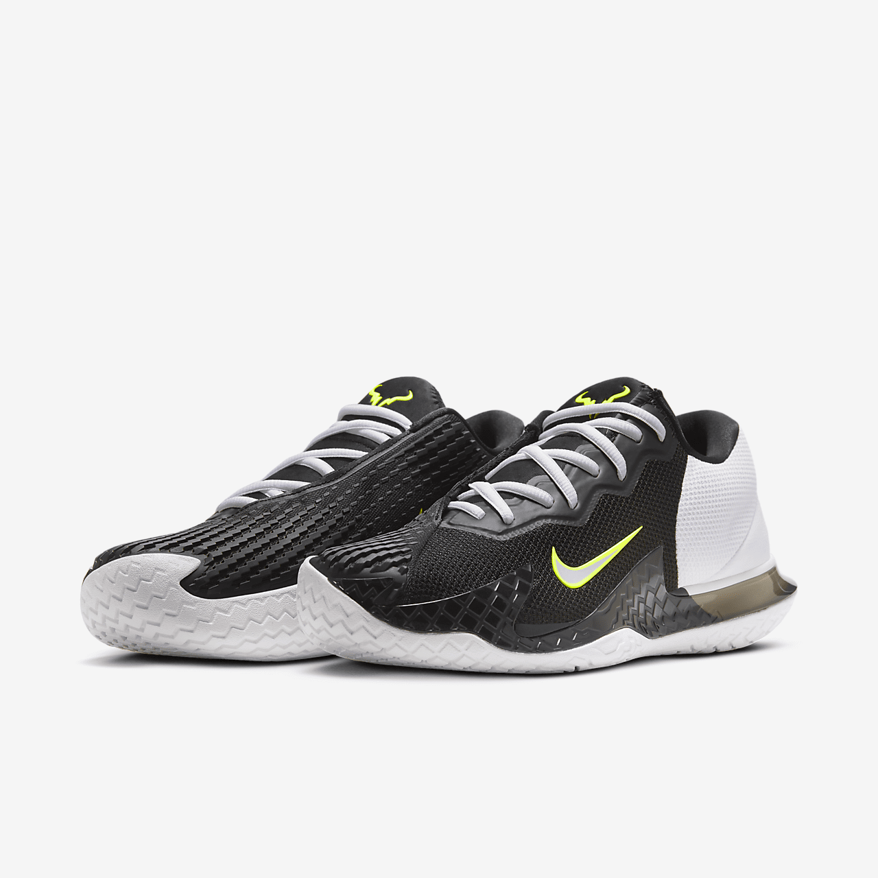 Nike  sneaker Zwart/Wit/Volt/Metallic Silver