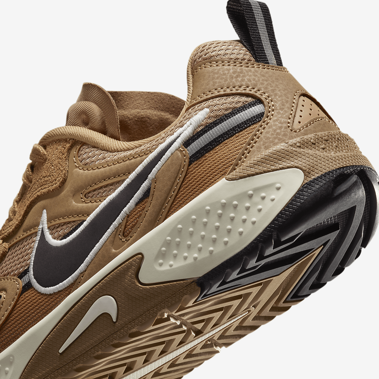 Nike  sneaker Dark Driftwood/Hemp/Sail/Zwart