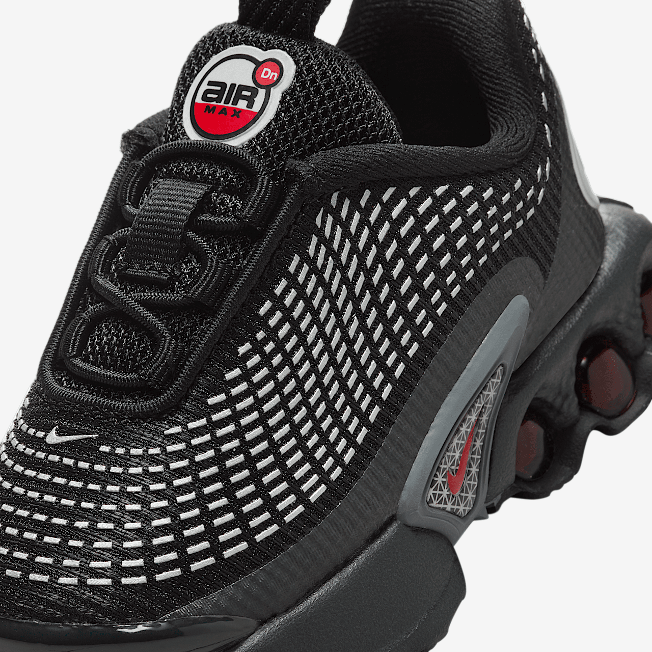 Nike Air Max DN sneaker Zwart/Zwart/Metallic Silver/University Red