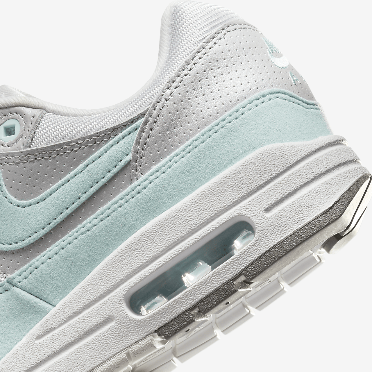 Nike Air Max 1 sneaker Metallic Platinum/Flat Pewter/Summit White/Glacier Blue