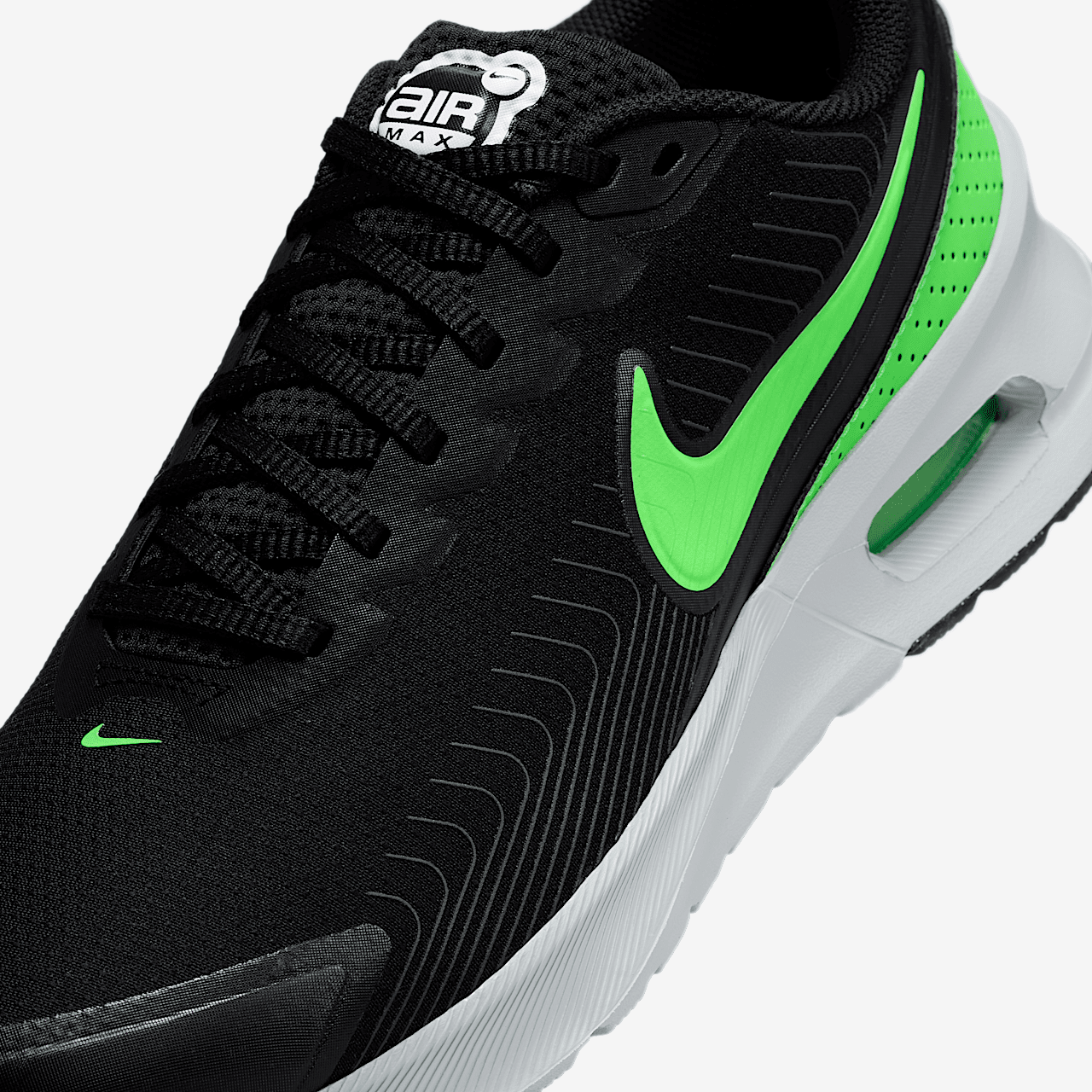 Nike Air Max Nuaxis sneaker Zwart/Anthracite/Wolf Grey/Green Strike