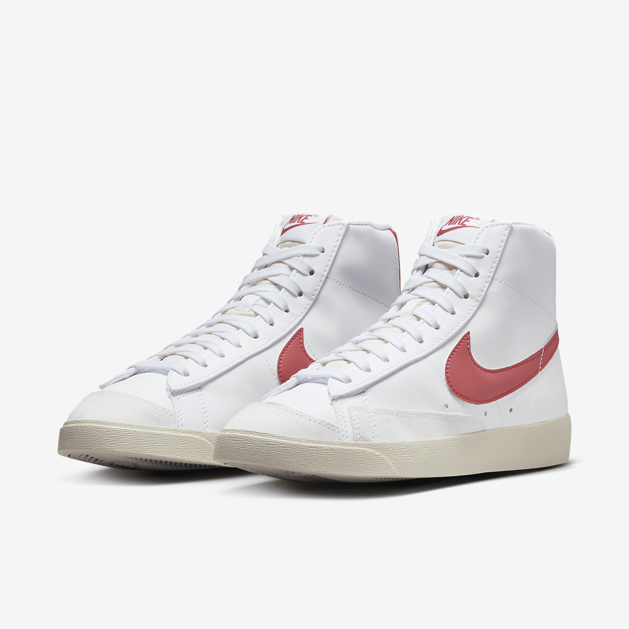 Nike Blazer sneaker Wit/Red Stardust/Sail/Adobe