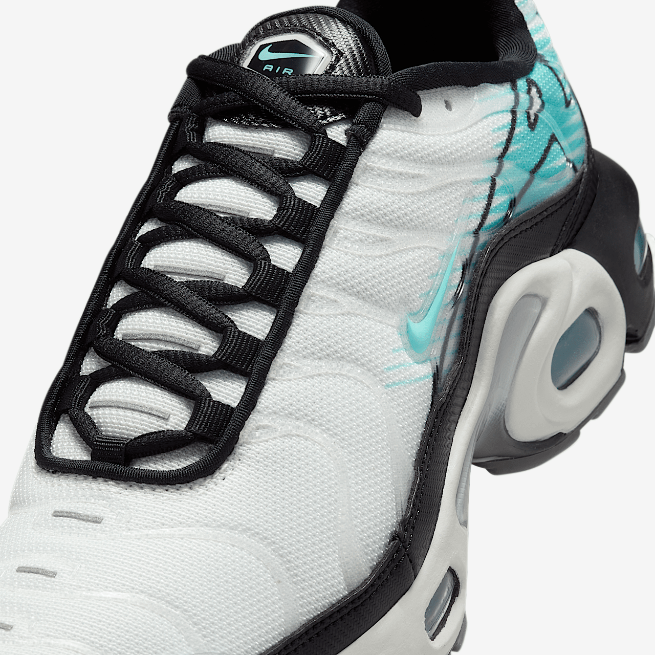 air max plus emerald