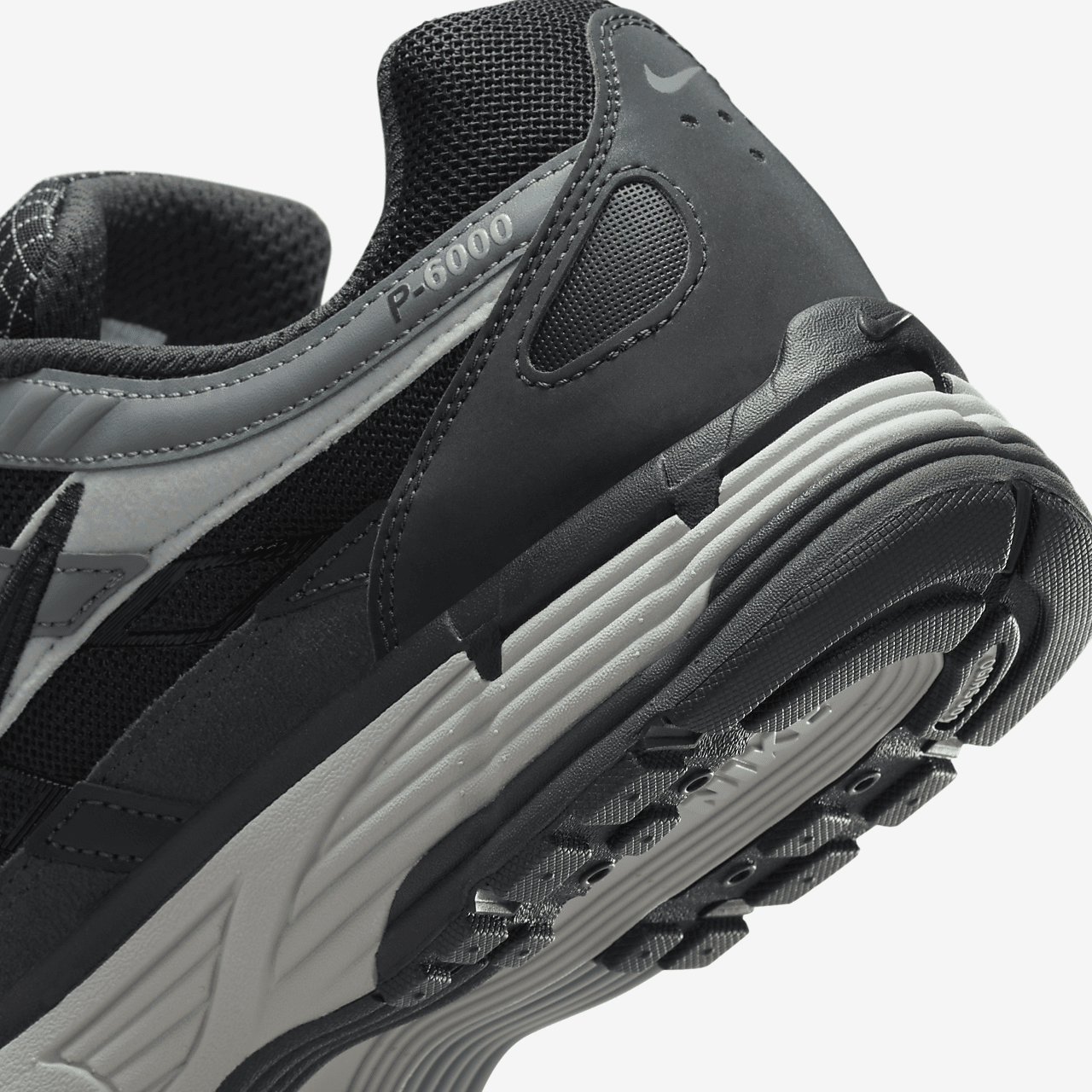 Nike P-6000 sneaker Anthracite/Smoke Grey/Light Smoke Grey/Zwart