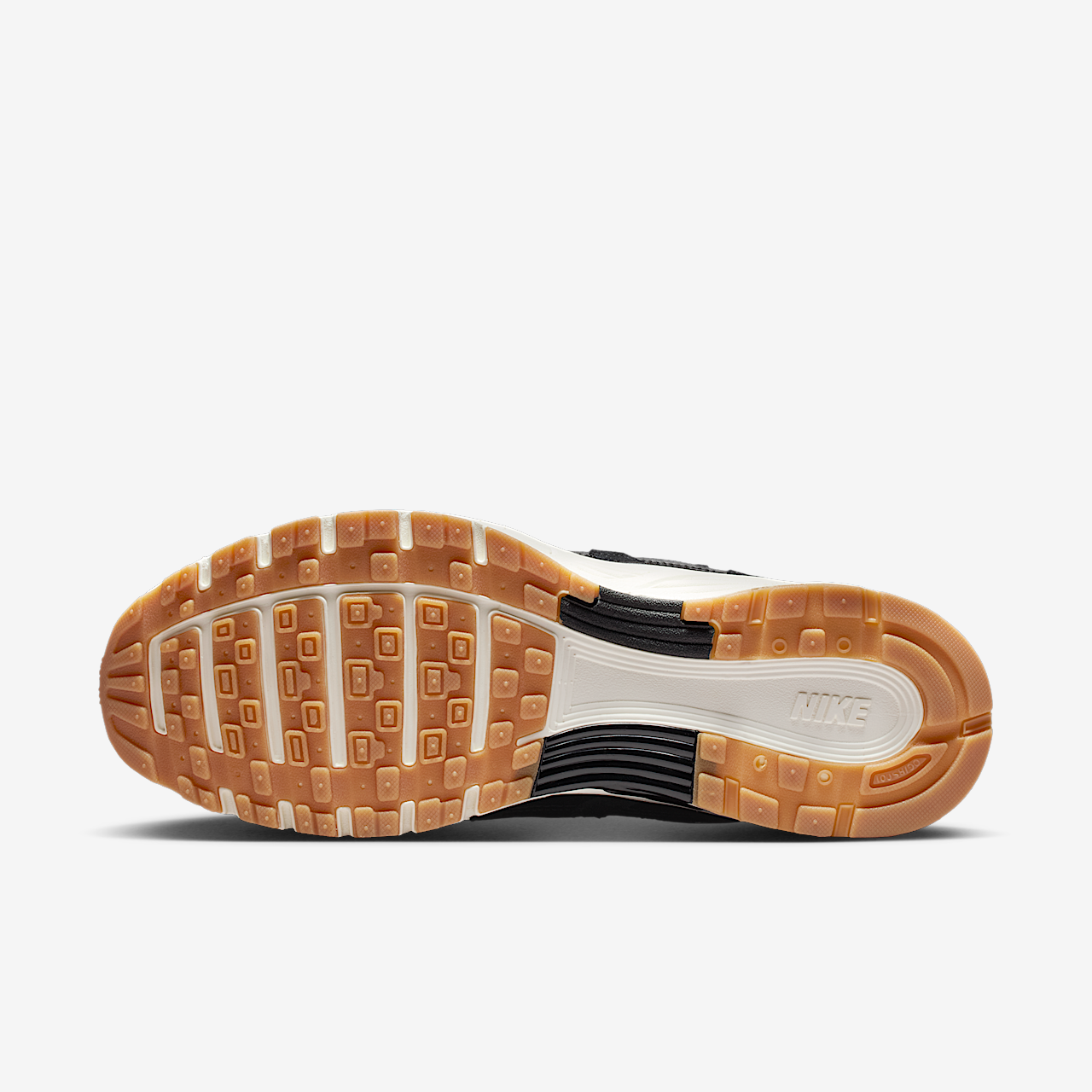 Nike P-6000 sneaker Zwart/Metallic Gold Grain/Sail/Zwart