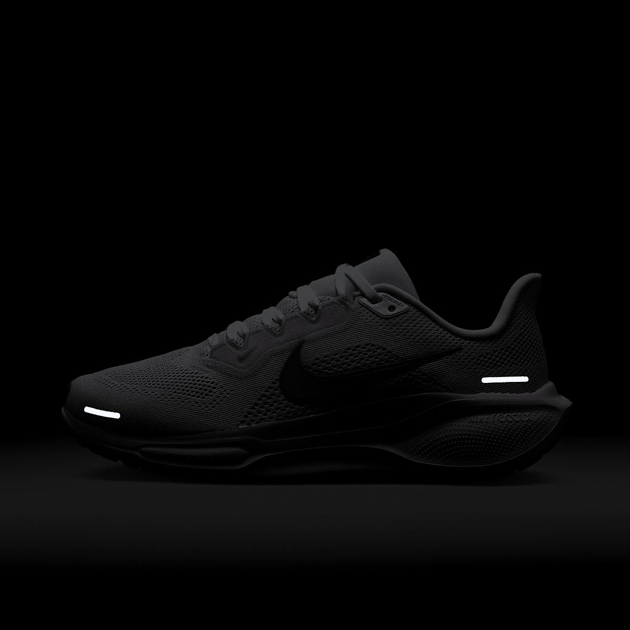 Nike Pegasus sneaker Wit/Zwart/Beyond Pink/Hyper Violet