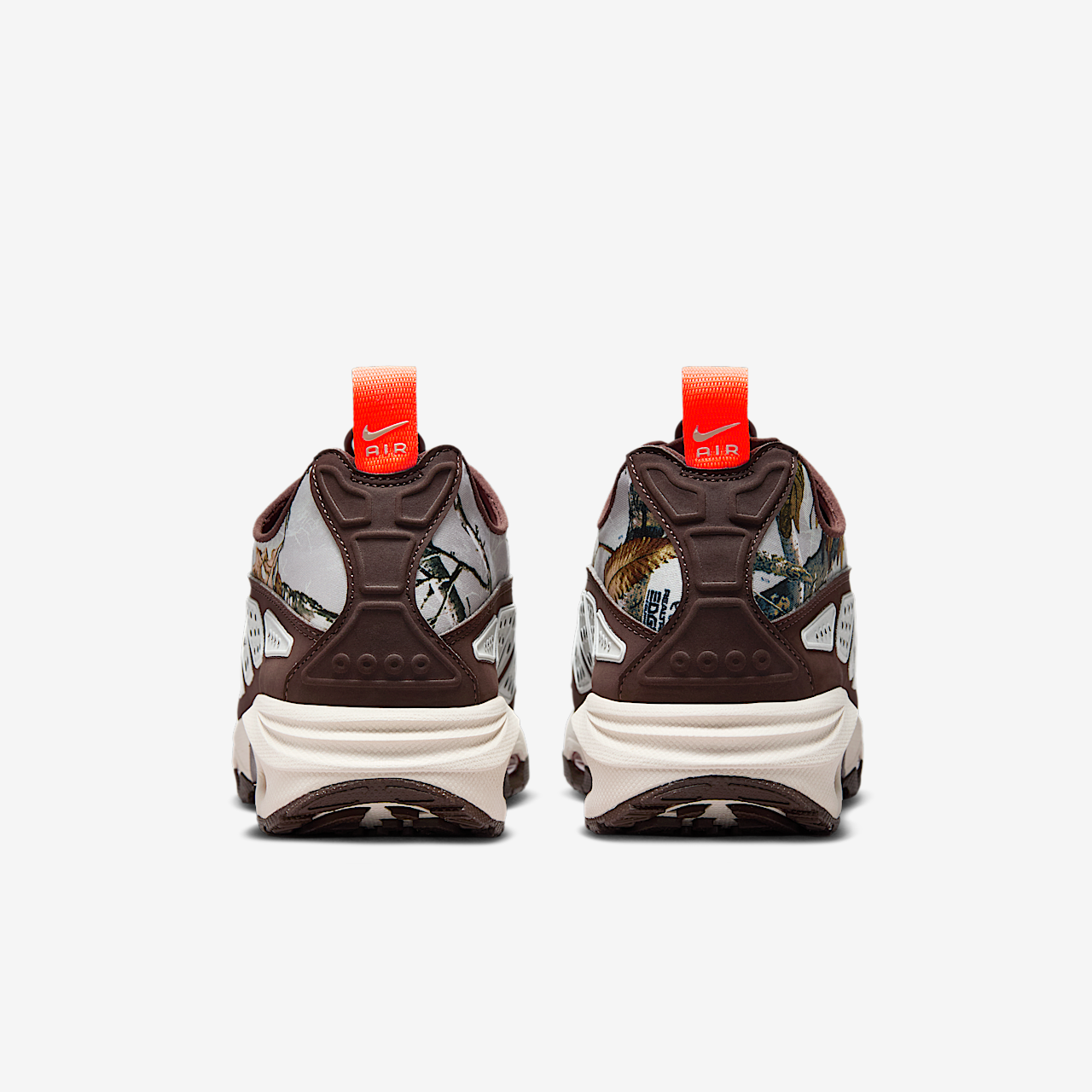 Nike Air Max SNDR sneaker Light Orewood Brown/Baroque Brown/Hyper Crimson