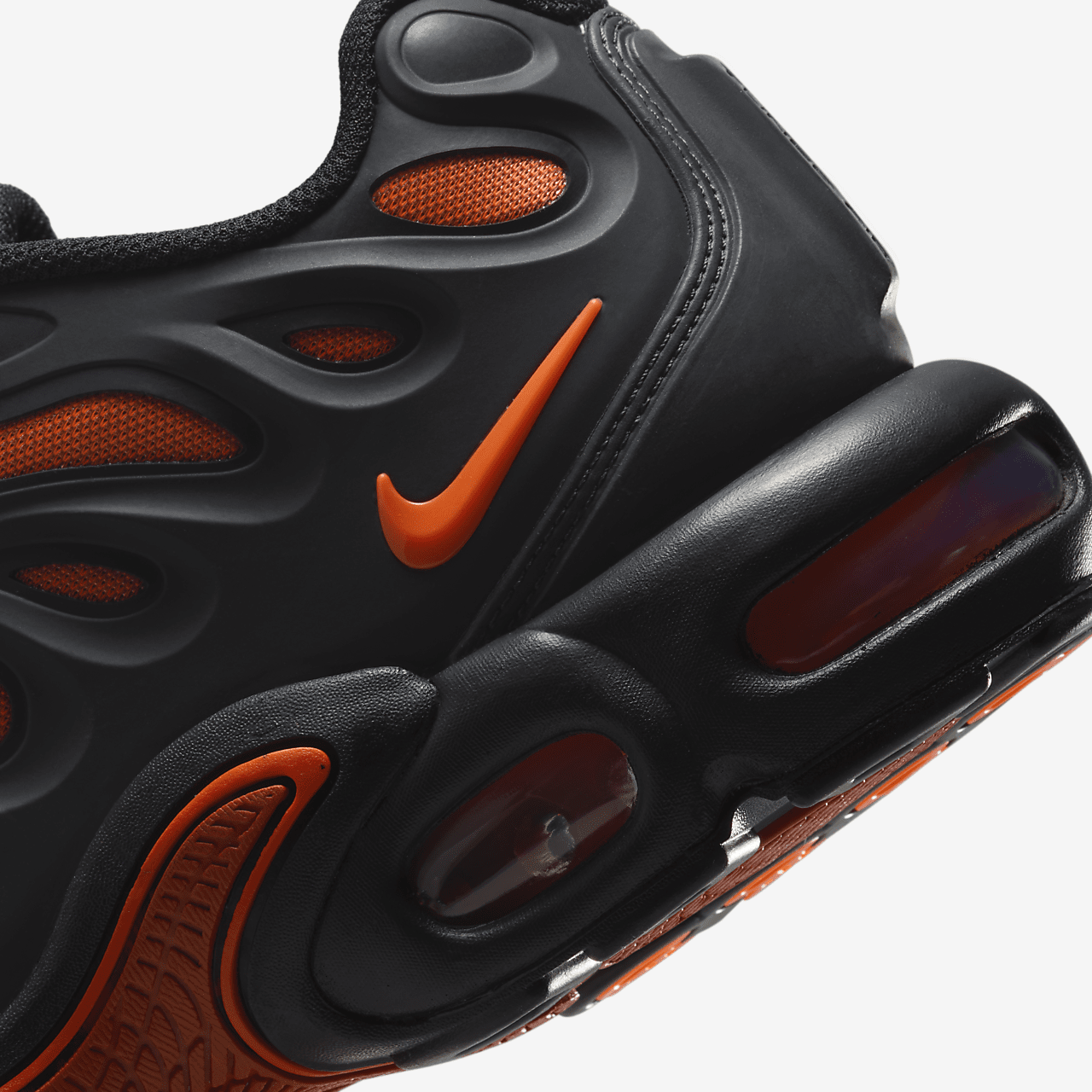 Nike Air Max Plus Drift sneaker Off Noir/Zwart/Dragon Red/Hyper Crimson