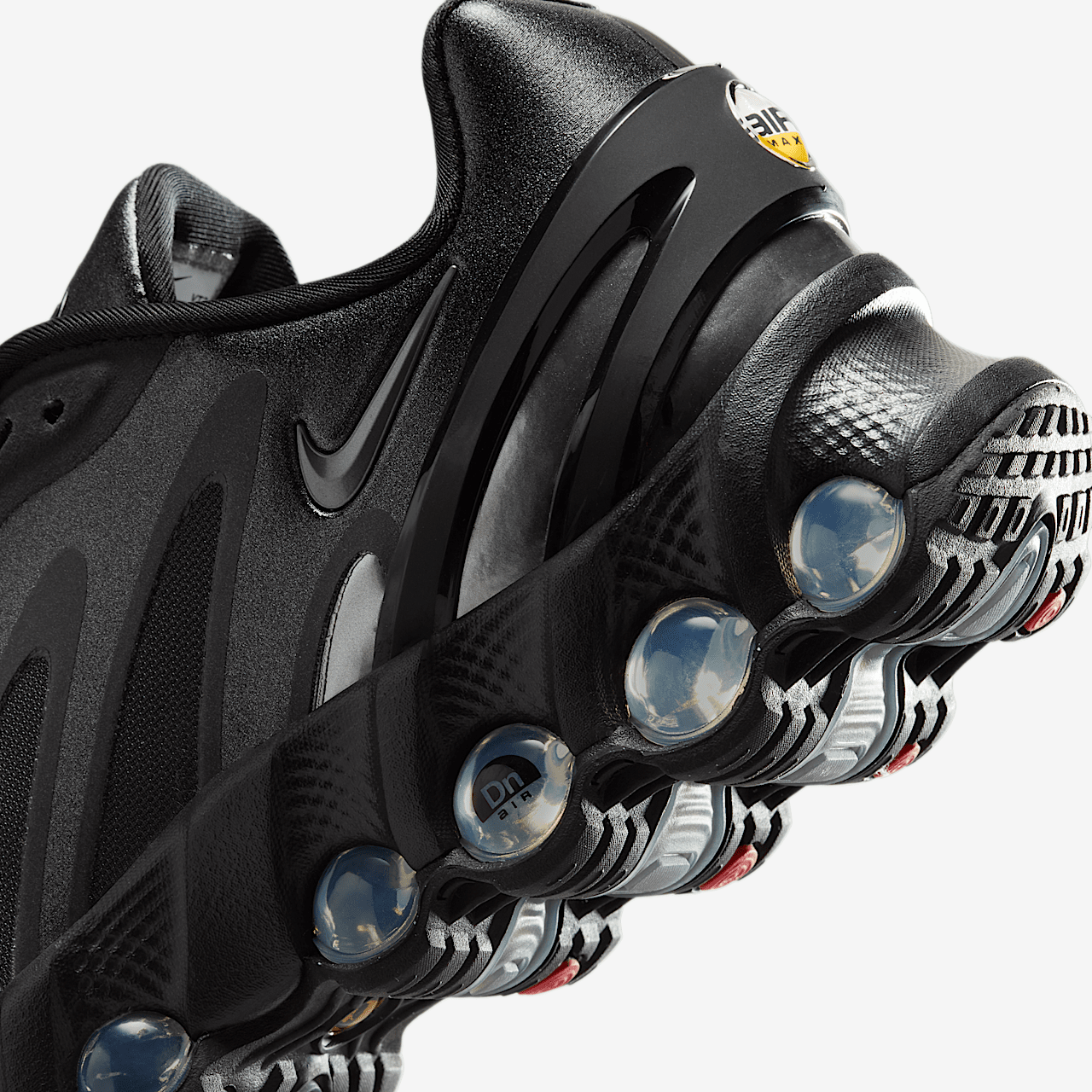 Nike Air Max DN sneaker Zwart/Iron Grey/Iron Grey/Metallic Dark Grey