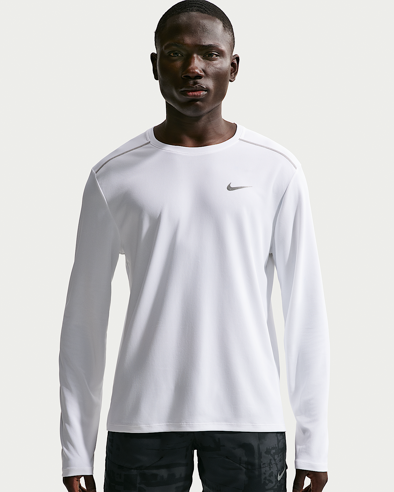 Мужские  Nike Miler Dri-FIT Long-Sleeve Top для бега