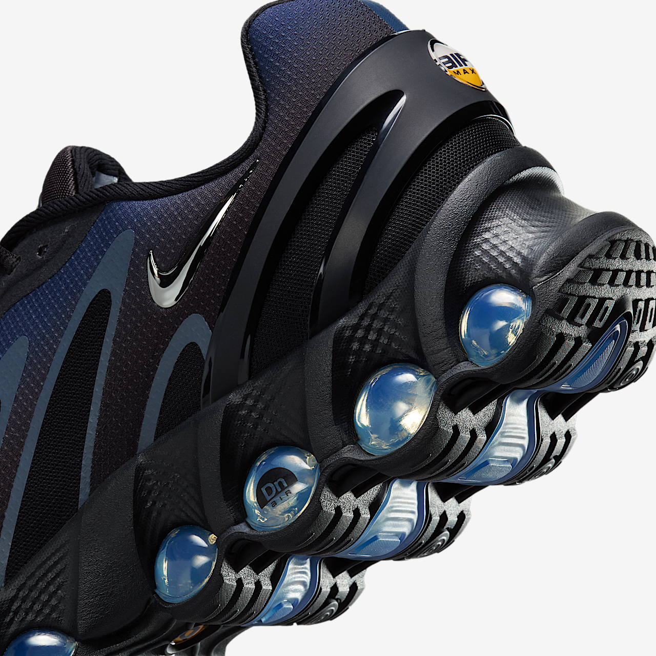 Nike Air Max DN sneaker Zwart/Thunder Blue/Wolf Grey/Metallic Silver