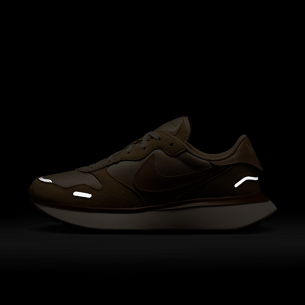 Nike Phoenix Waffle sneaker Sanddrift/Sesame/Metallic Silver/Hemp