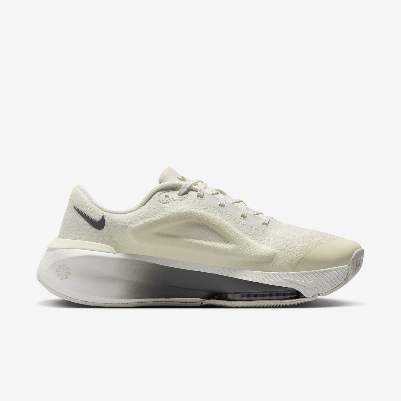 Nike  sneaker Coconut Milk/Sail/Gum Light Brown/Iron Grey