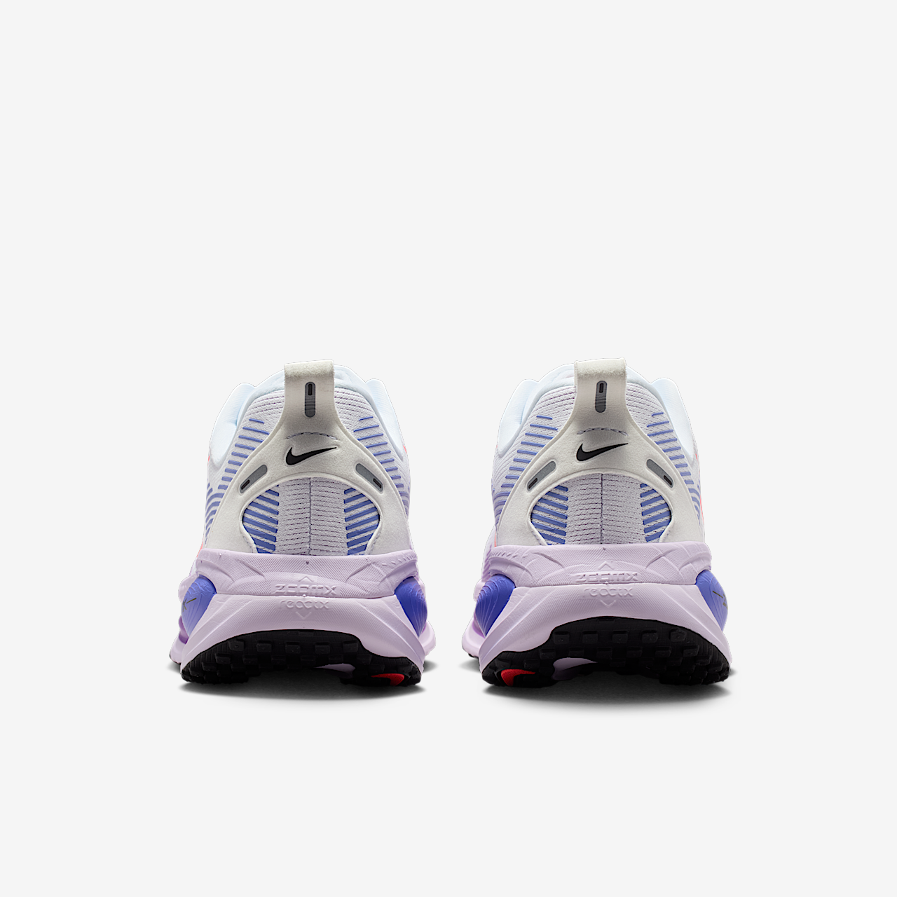 Nike Vomero sneaker Wit/Violet Mist/Sapphire/Hot Lava