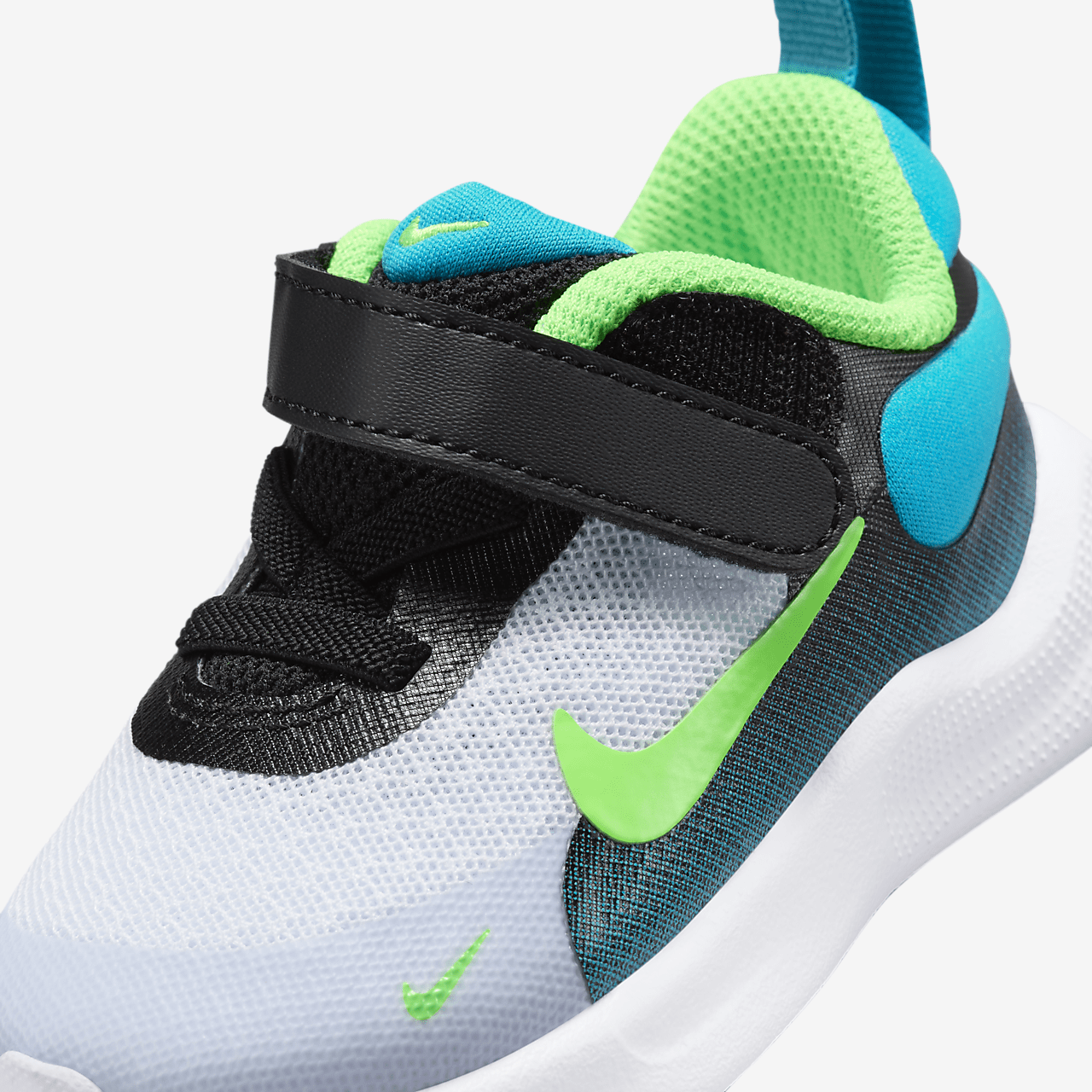 Nike  sneaker Zwart/Football Grey/Aquamarine/Green Strike