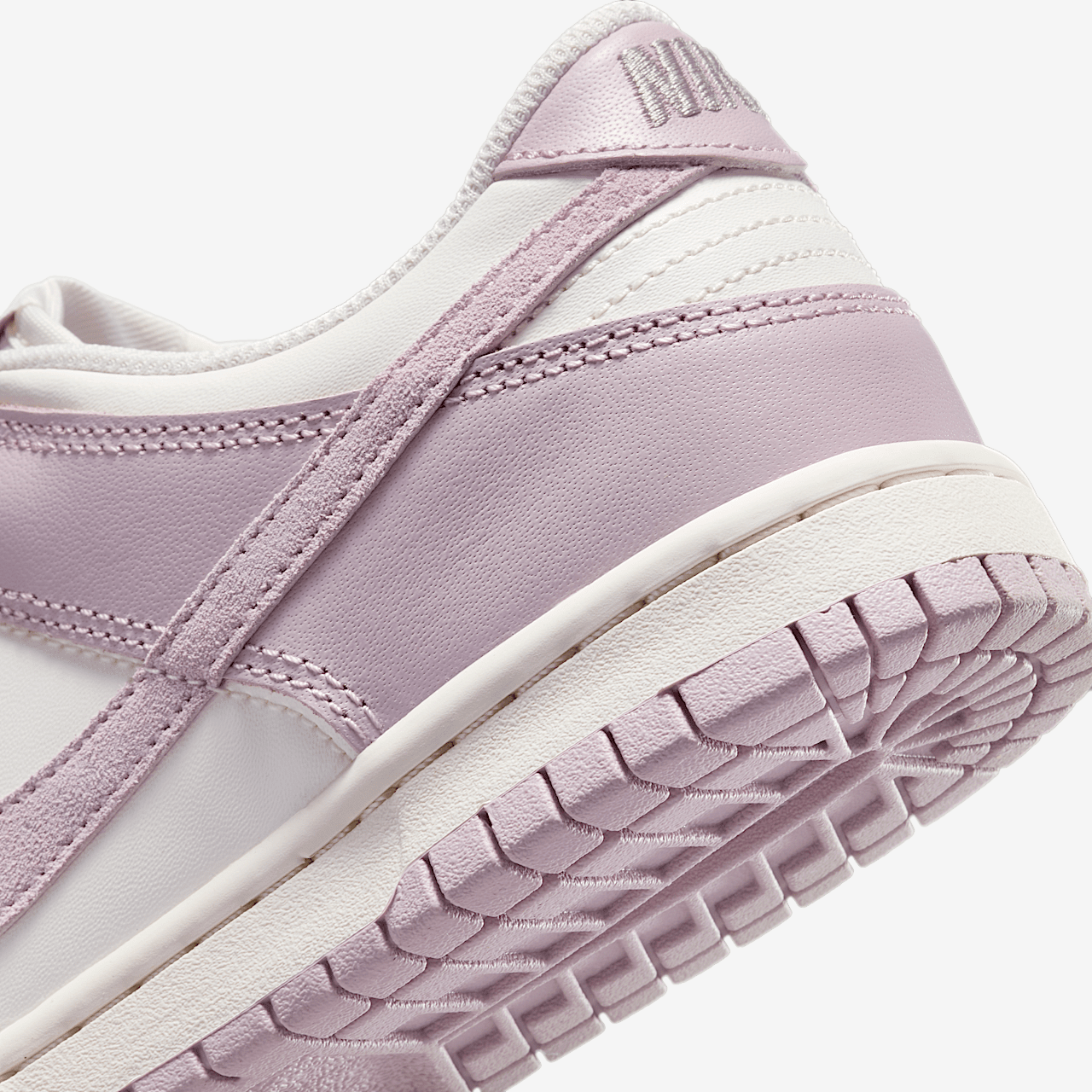 Nike Dunk Low sneaker Sail/Enigma Stone/Particle Rose