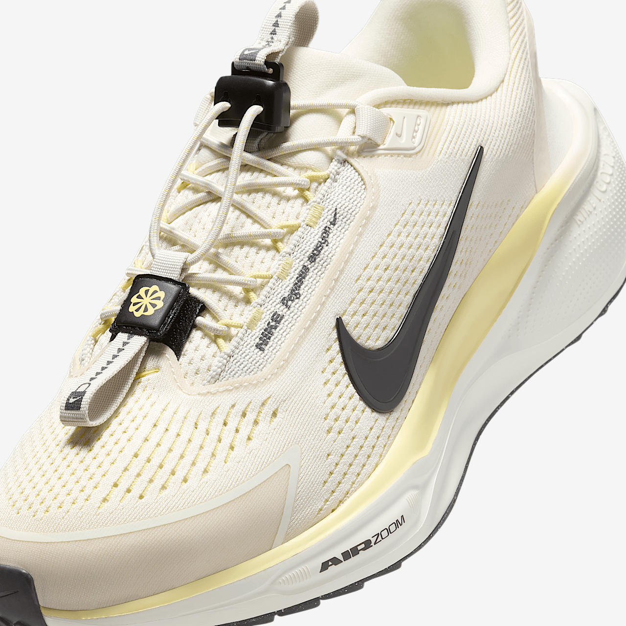 Nike Pegasus sneaker Pale Ivory/Soft Yellow/Light Bone/Zwart