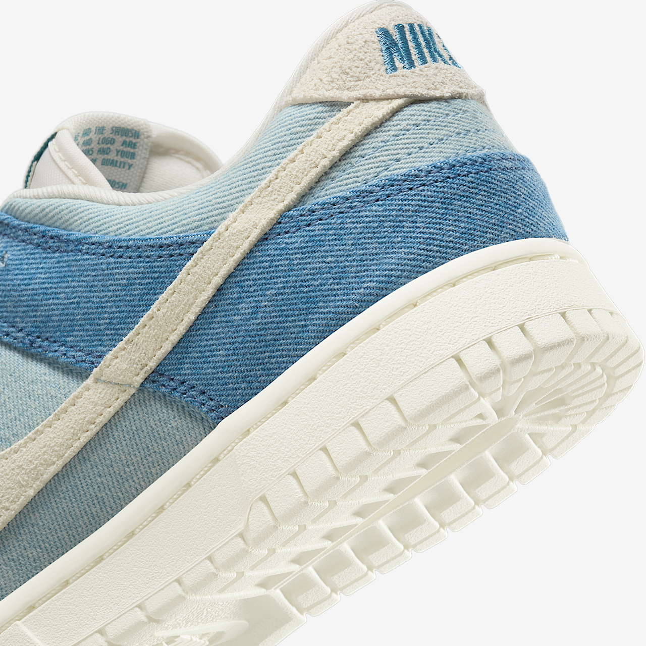 Nike Dunk Low sneaker Smokey Blue/Denim Turquoise/Ochre/Pale Ivory