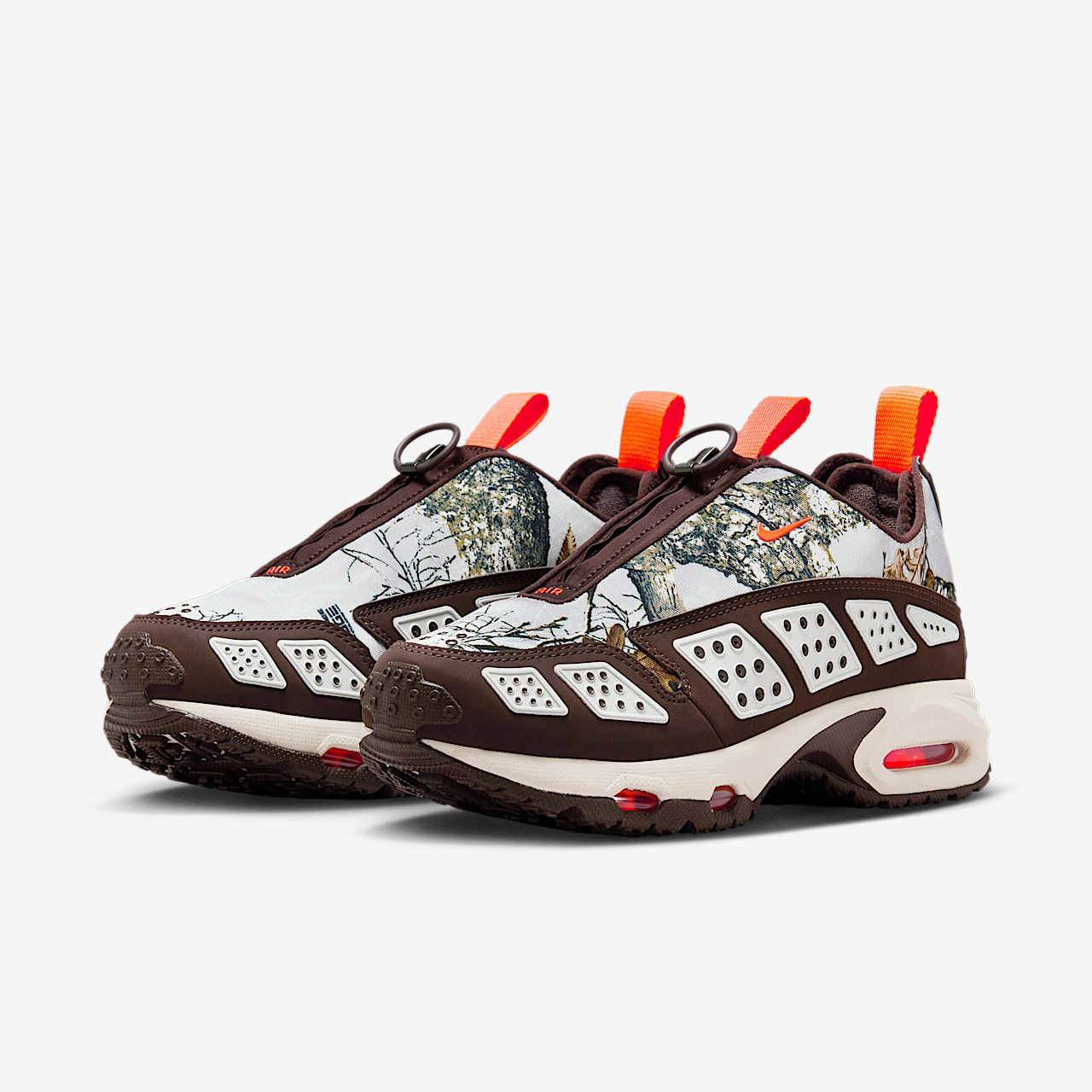Nike Air Max SNDR sneaker Light Orewood Brown/Baroque Brown/Hyper Crimson