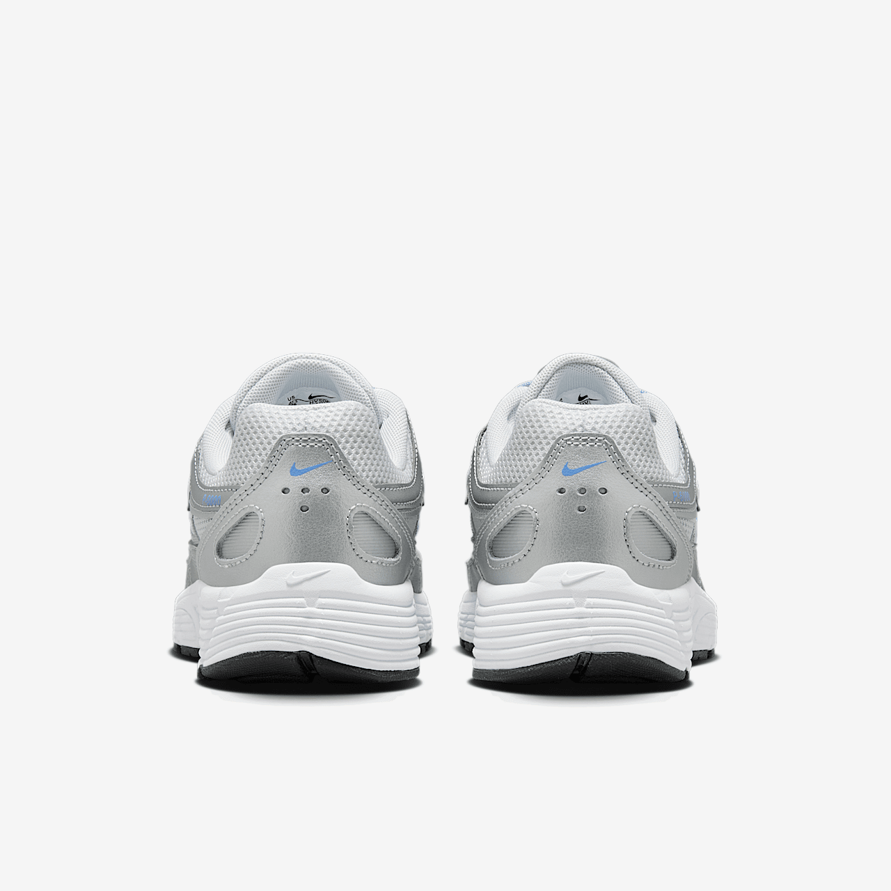 Nike P-6000 sneaker Metallic Platinum/Pure Platinum/Metallic Silver/University Blue
