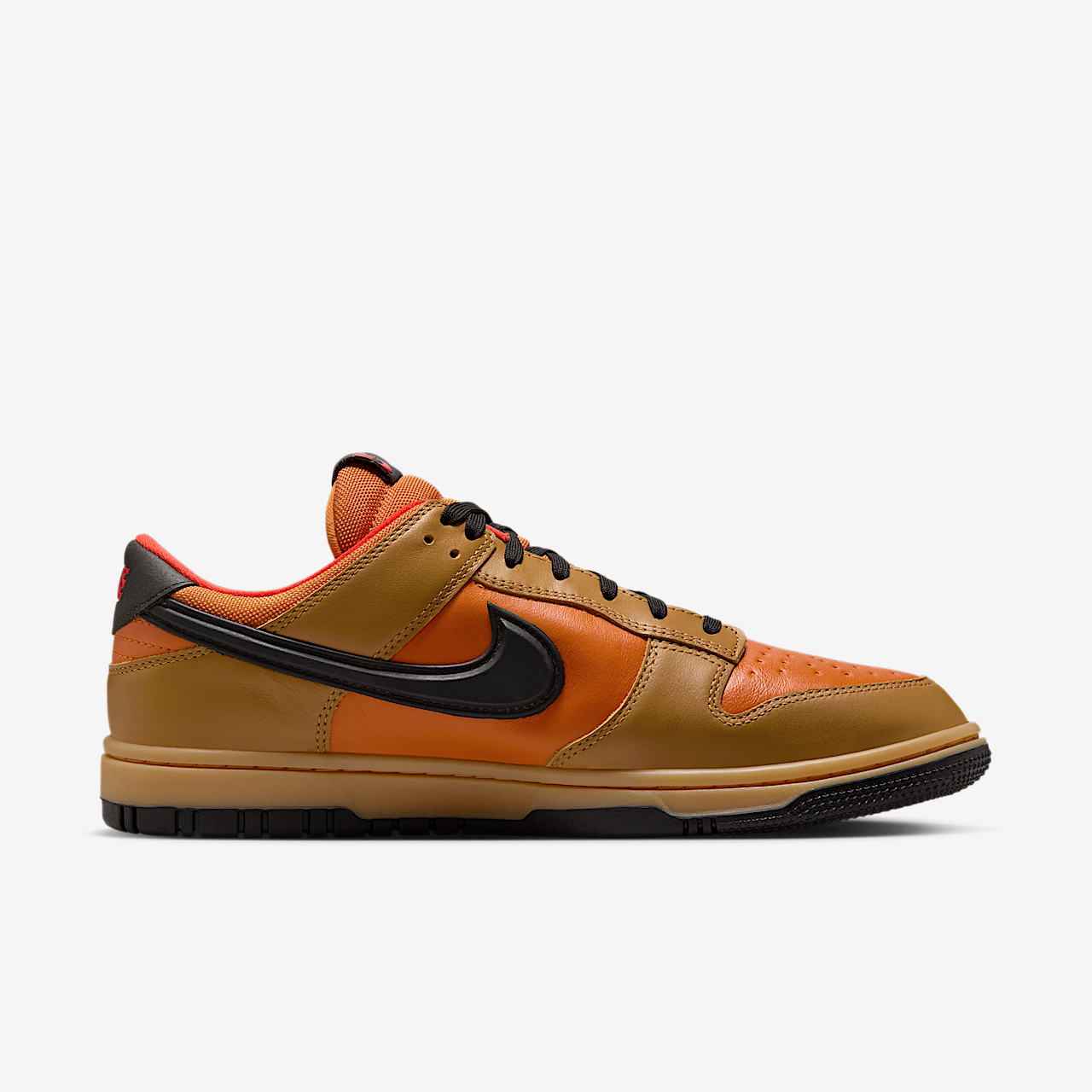 Nike Dunk Low sneaker Wheat/Ceramic/Picante Red/Zwart