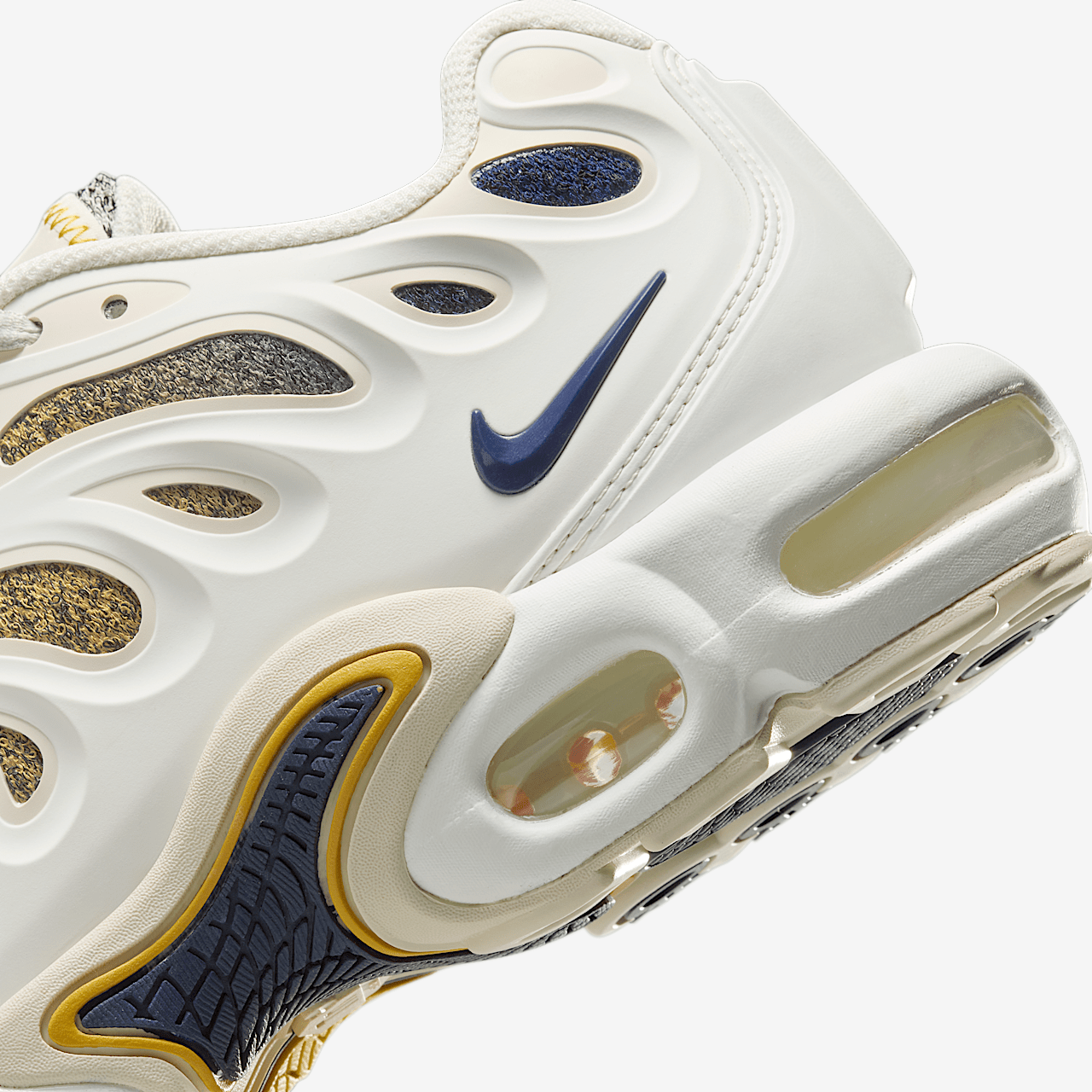 Nike Air Max Plus Drift sneaker Sail/Phantom/Wheat Gold/Midnight Navy