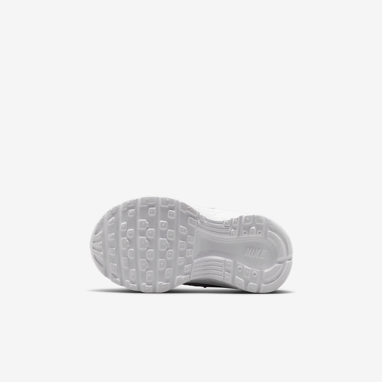 Nike P-6000 sneaker Platinum Tint/Wit/Metallic Silver/Platinum Tint