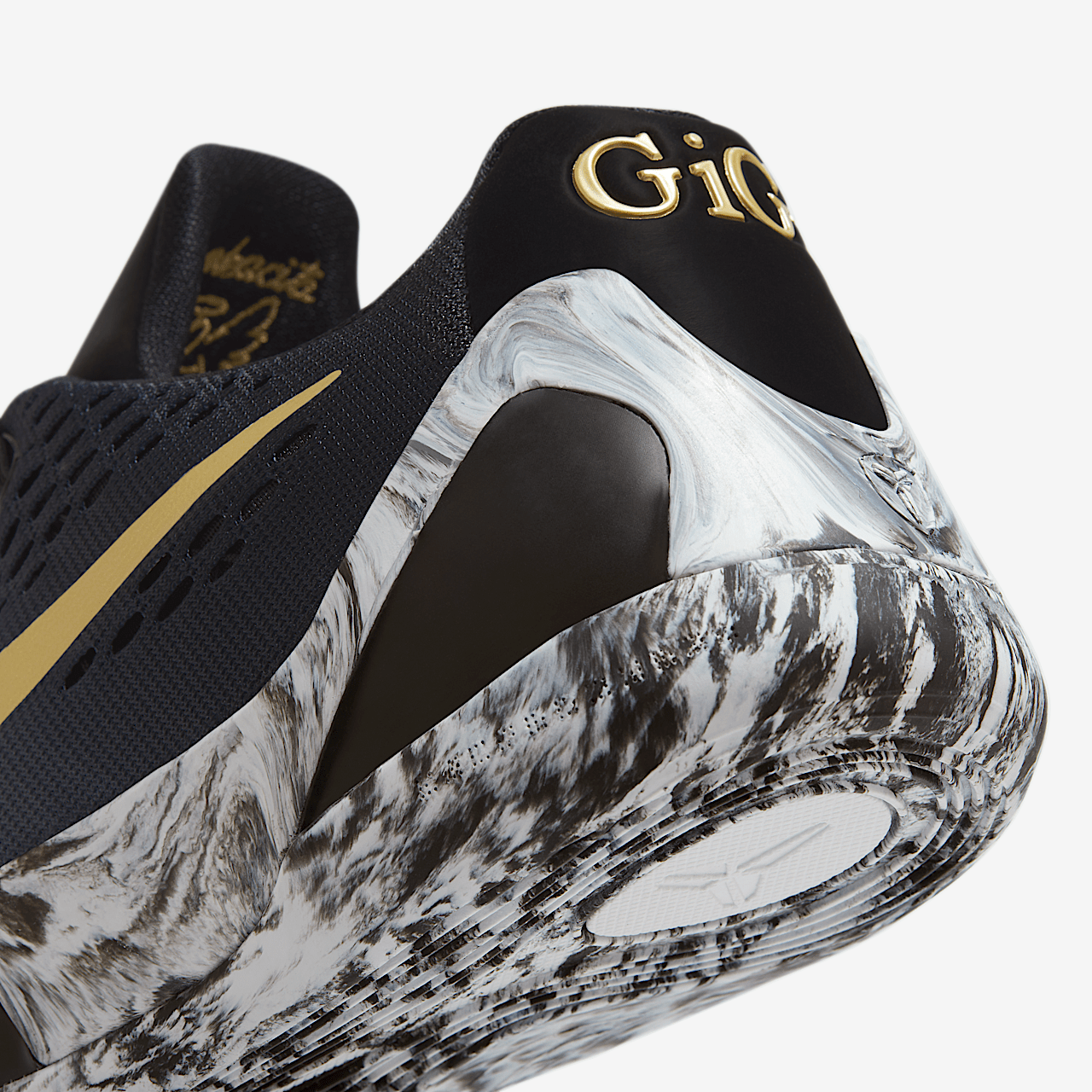 Nike Kobe sneaker Zwart/Wit/Metallic Gold