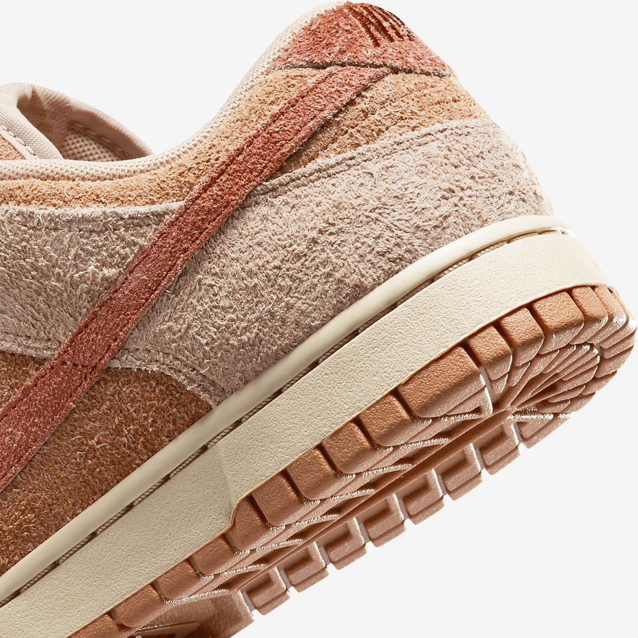 Nike Dunk Low sneaker Shimmer/Amber Brown/Burnt Sunrise