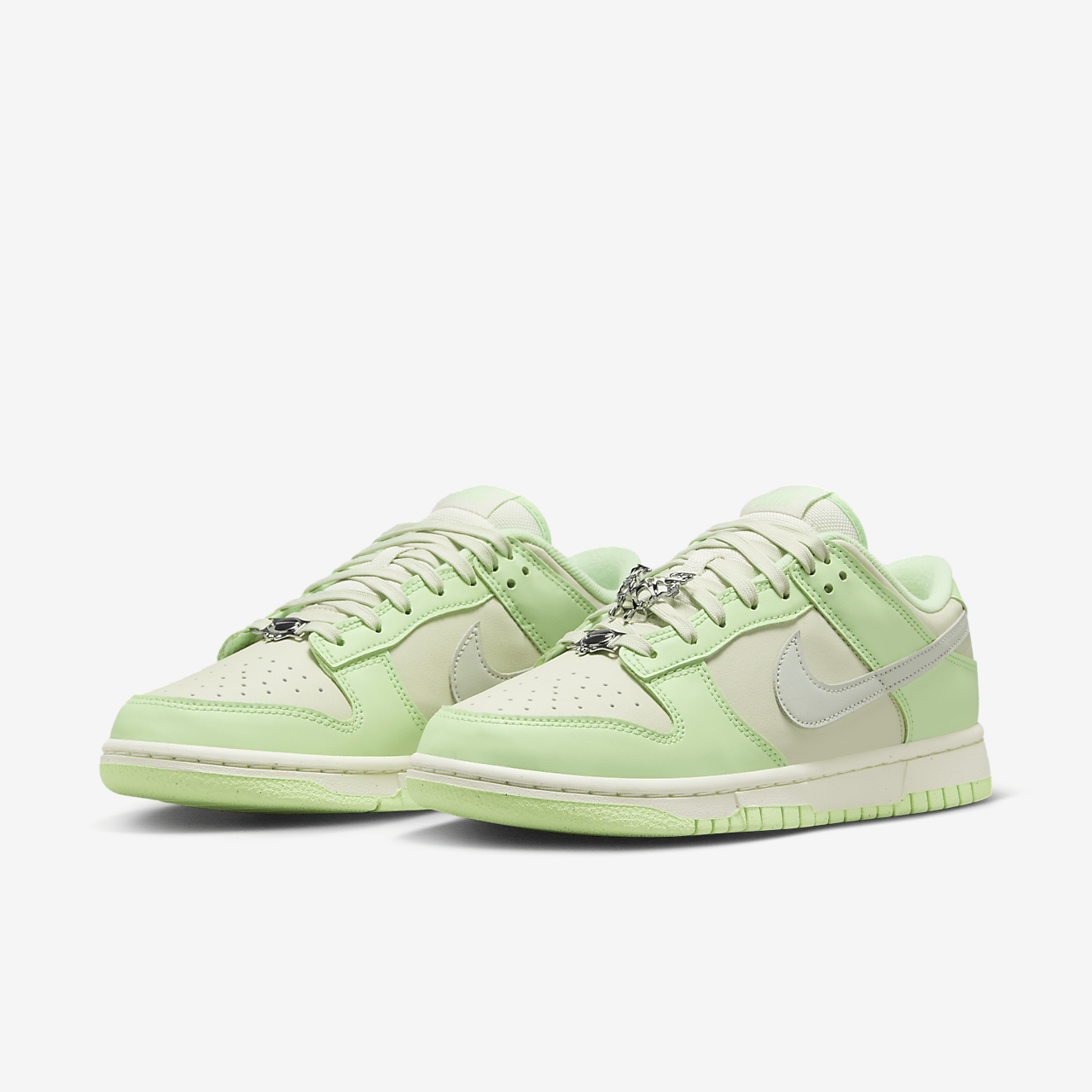 Nike Dunk Low sneaker Sea Glass/Vapor Green/Sail/Light Silver