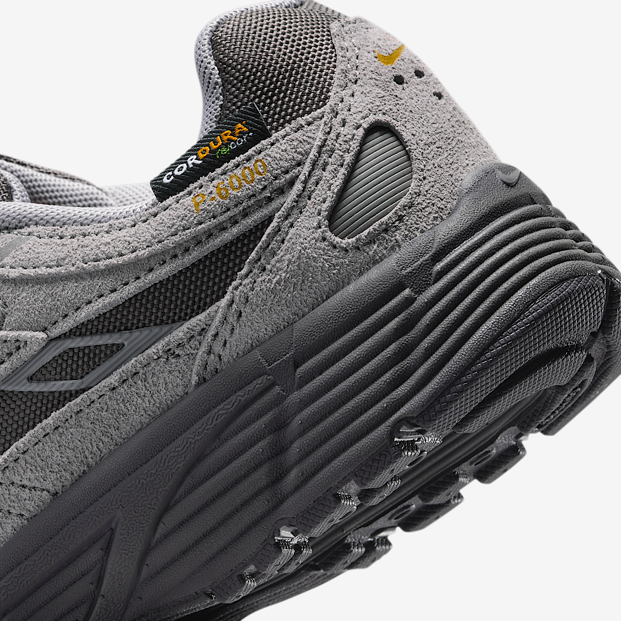 Nike P-6000 sneaker Medium Ash/Pencil Point/Cement Grey/Golden Hops