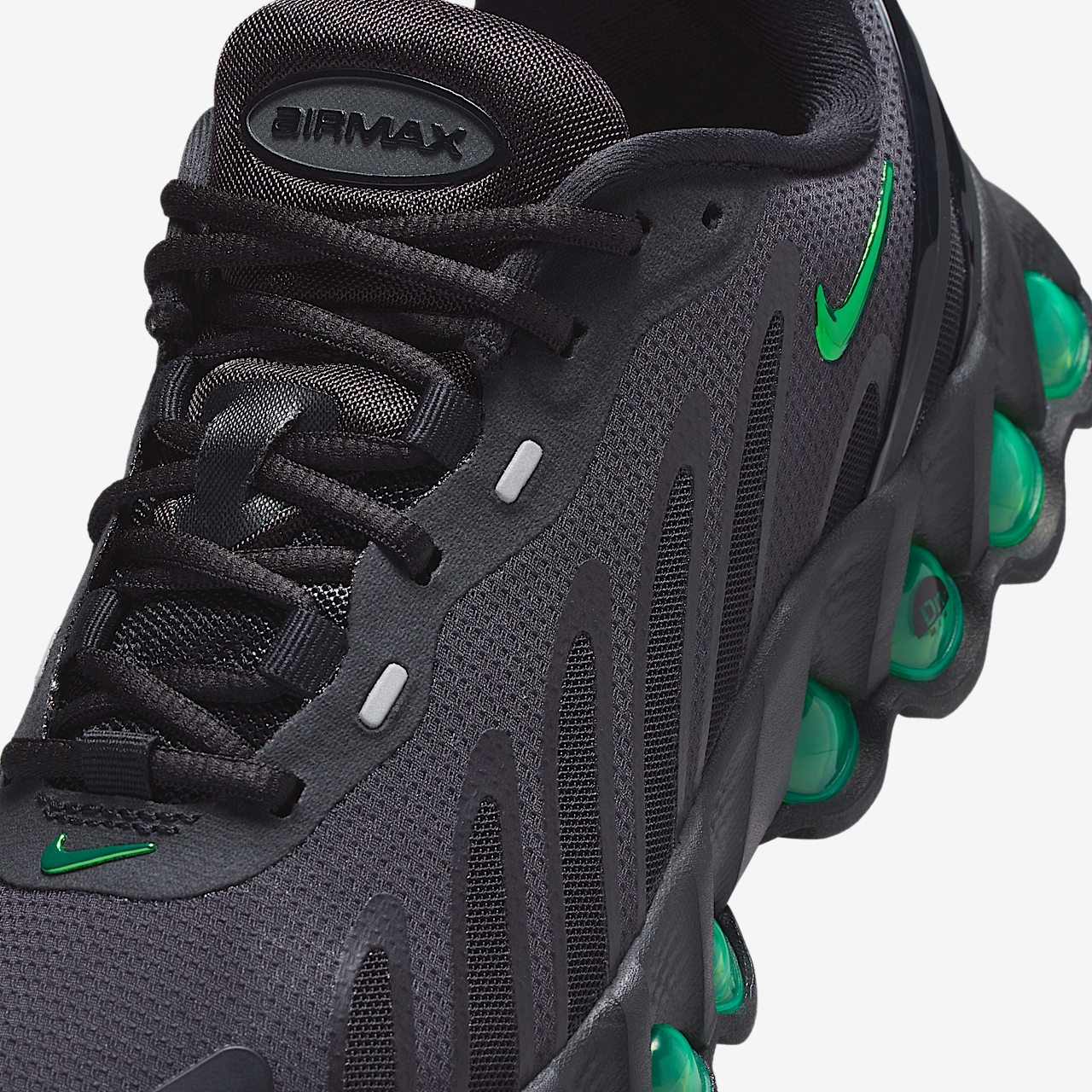 Nike Air Max DN sneaker Zwart/Dark Smoke Grey/Zwart/Green Strike