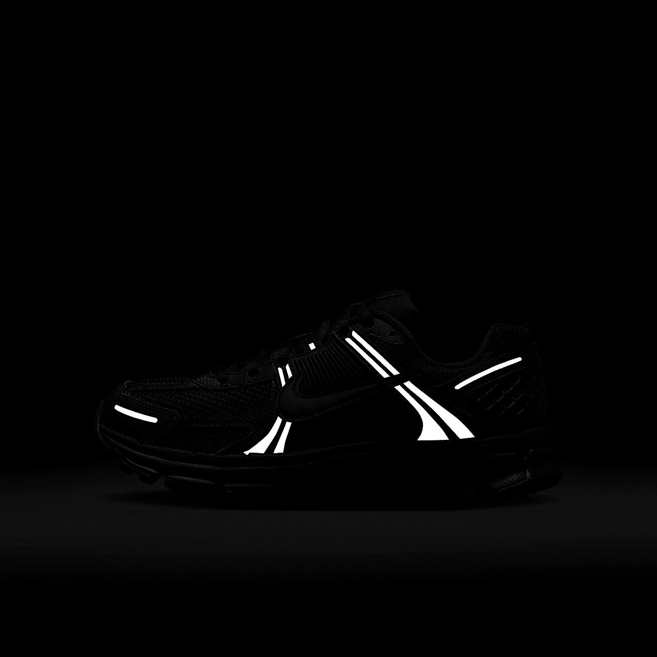 Nike Vomero sneaker Zwart/Zwart