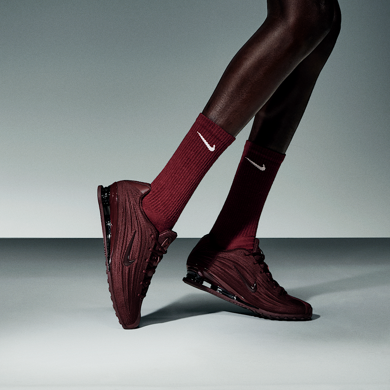 Nike Nike Shox sneaker Dark Team Red/Zwart/Mystic Dates