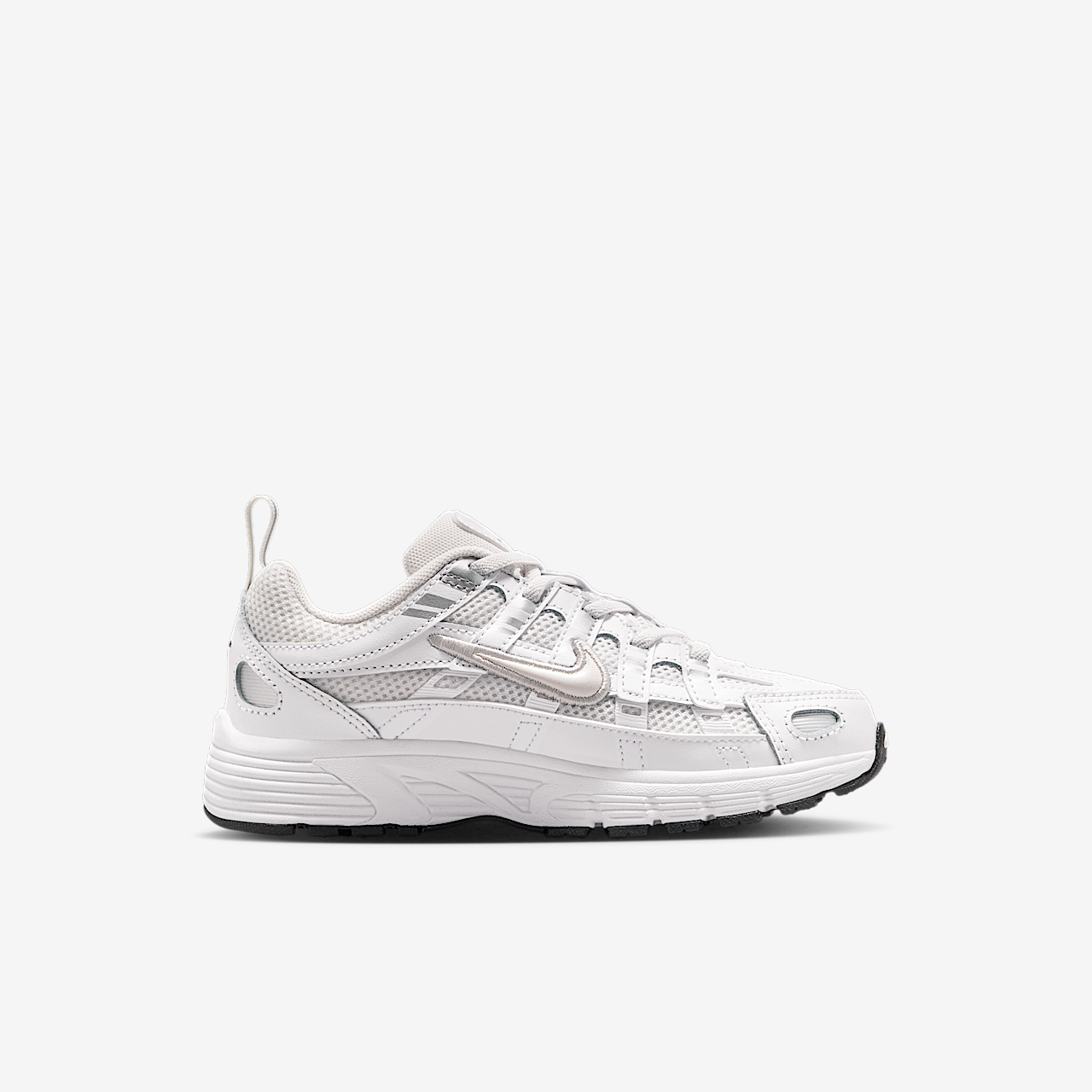 Nike P-6000 sneaker Platinum Tint/Wit/Metallic Silver/Platinum Tint