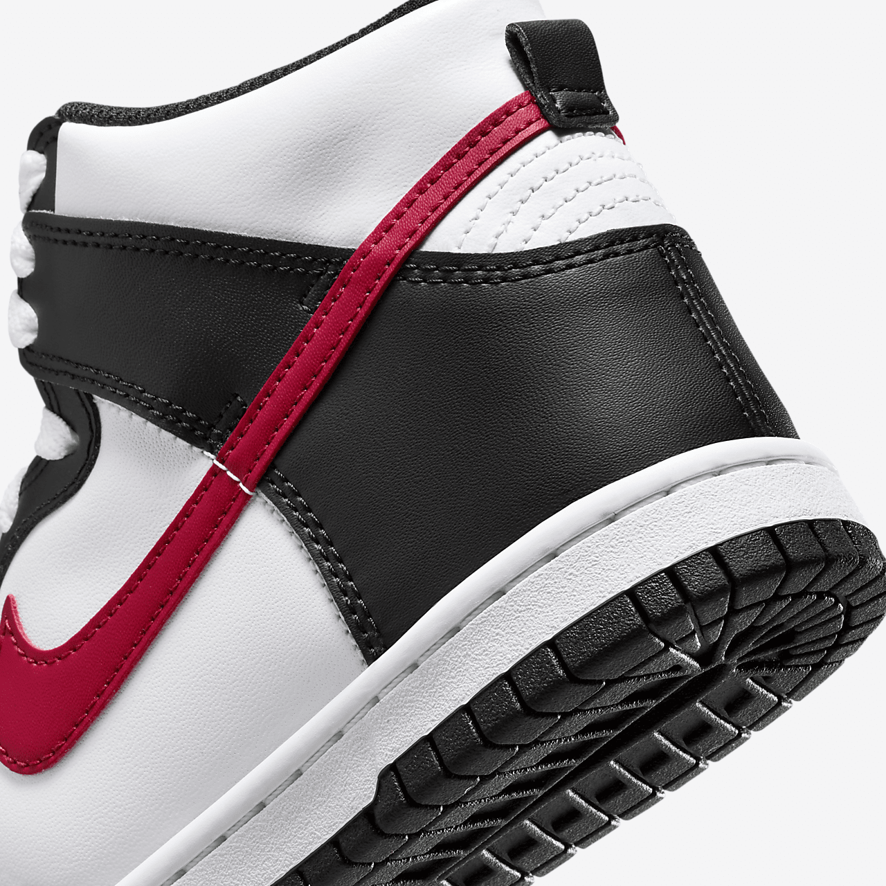 Nike Dunk High sneaker Wit/Zwart/Gym Red