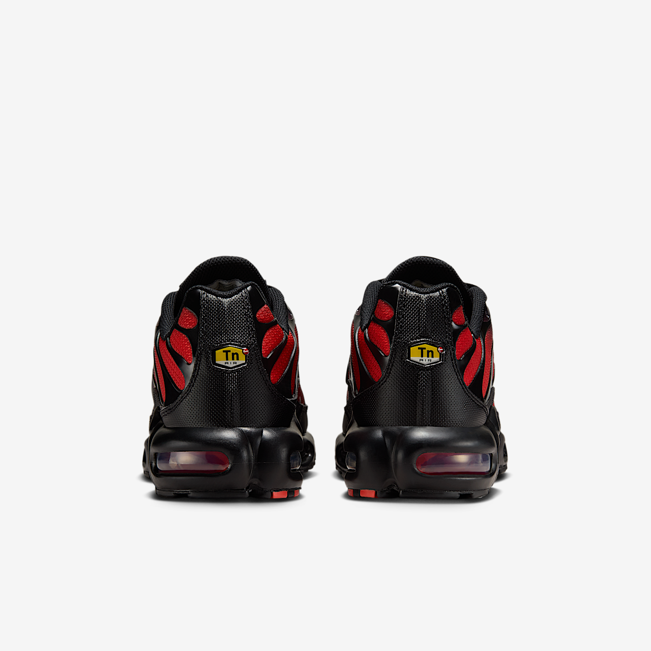 Nike Air Max Plus sneaker Zwart/Light Crimson/Noble Red/Zwart