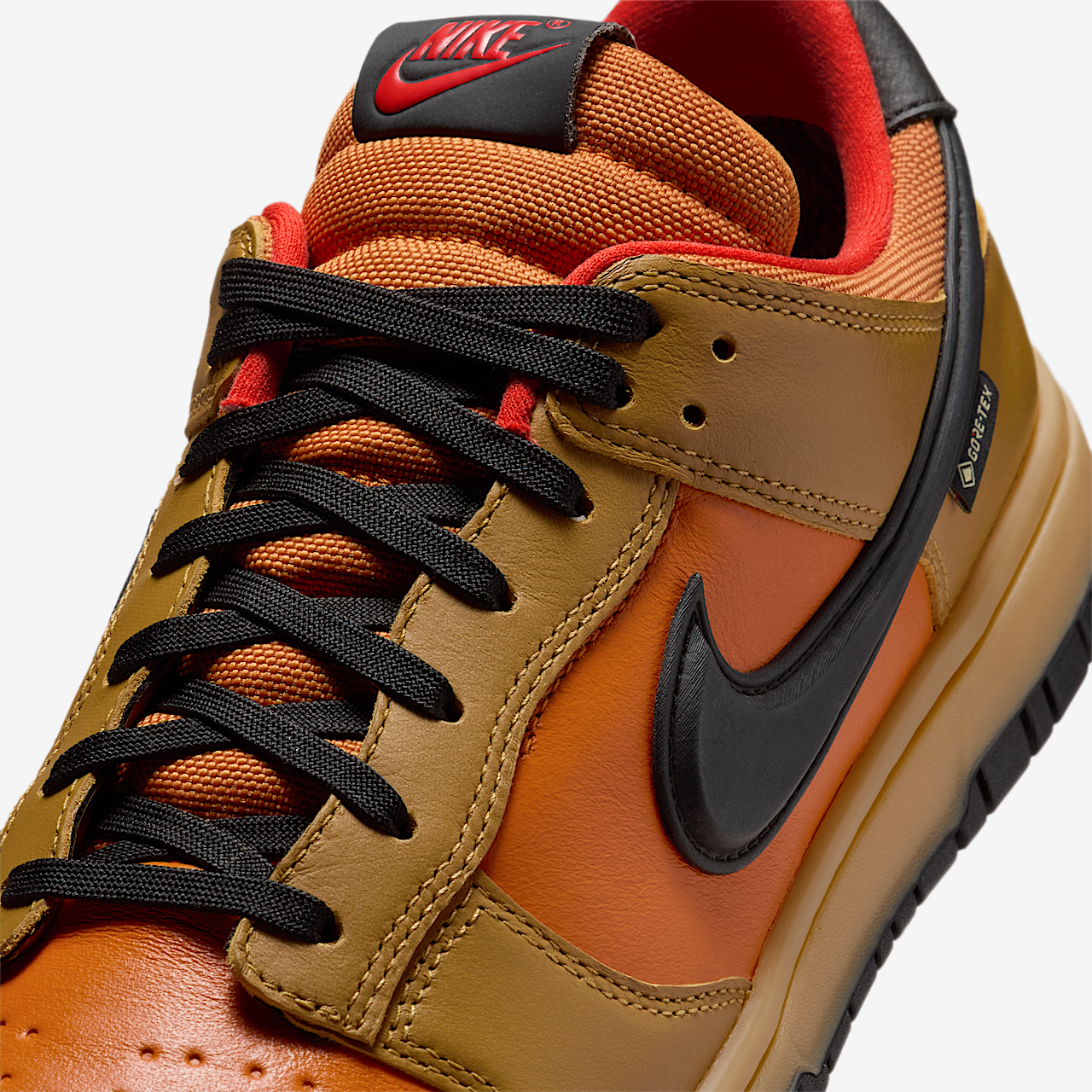 Nike Dunk Low sneaker Wheat/Ceramic/Picante Red/Zwart