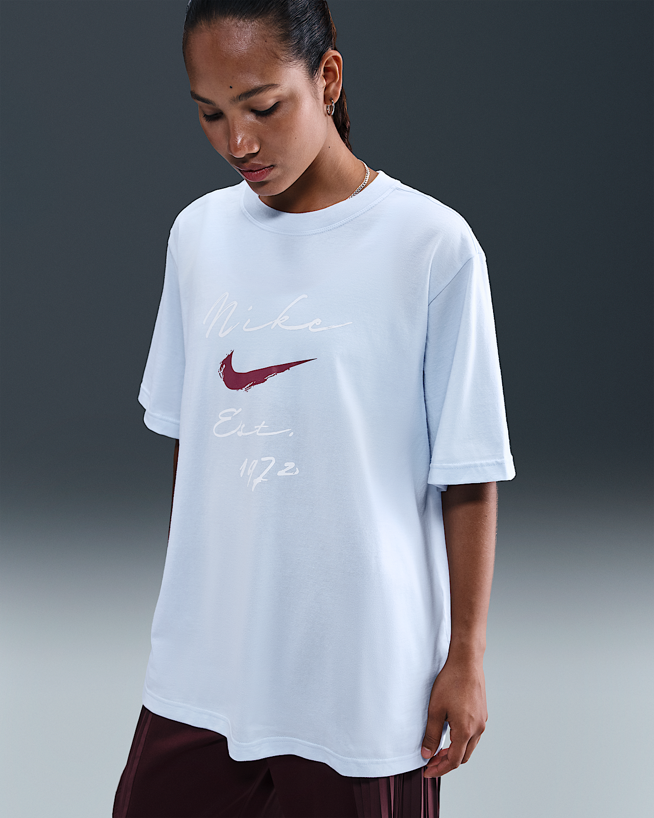 Женская футболка Nike Sportswear Essentials Loose